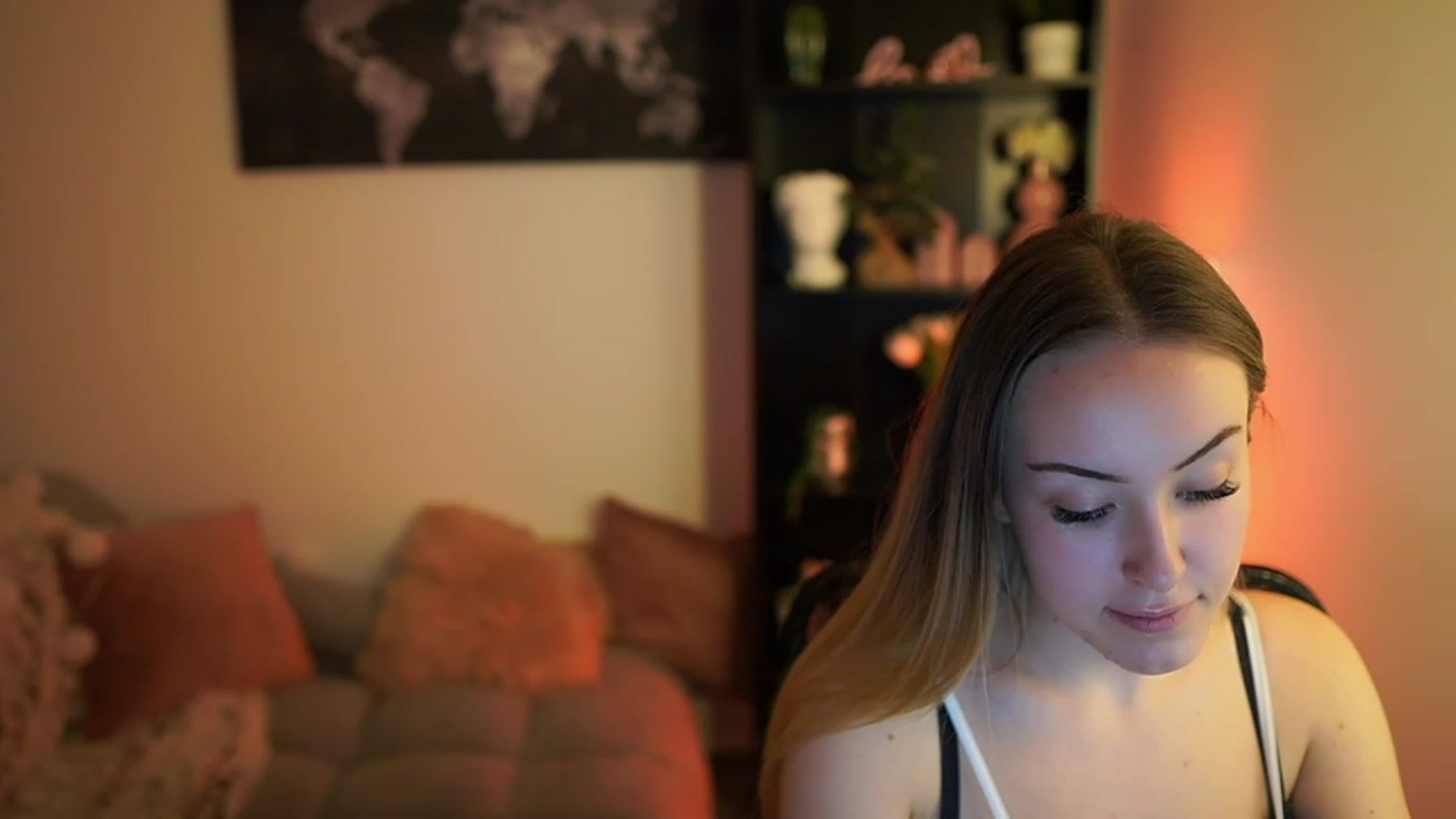 Gallery image thumbnail from Brooklyn_Ch's myfreecams stream on, 11/28/2023, 17:10 image 3 of 20