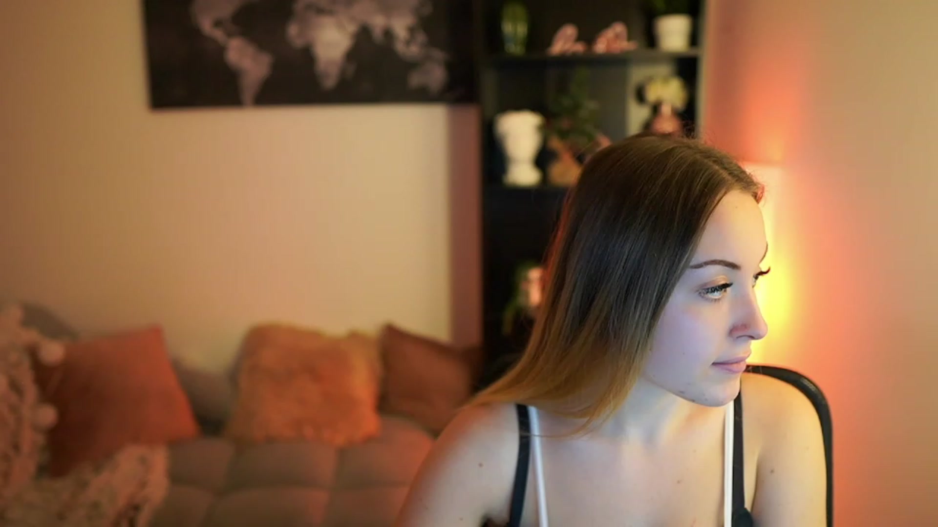 Gallery image thumbnail from Brooklyn_Ch's myfreecams stream on, 11/28/2023, 19:01 image 8 of 20
