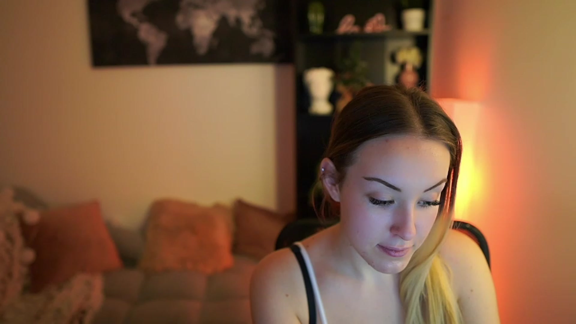 Gallery image thumbnail from Brooklyn_Ch's myfreecams stream on, 11/28/2023, 19:01 image 2 of 20