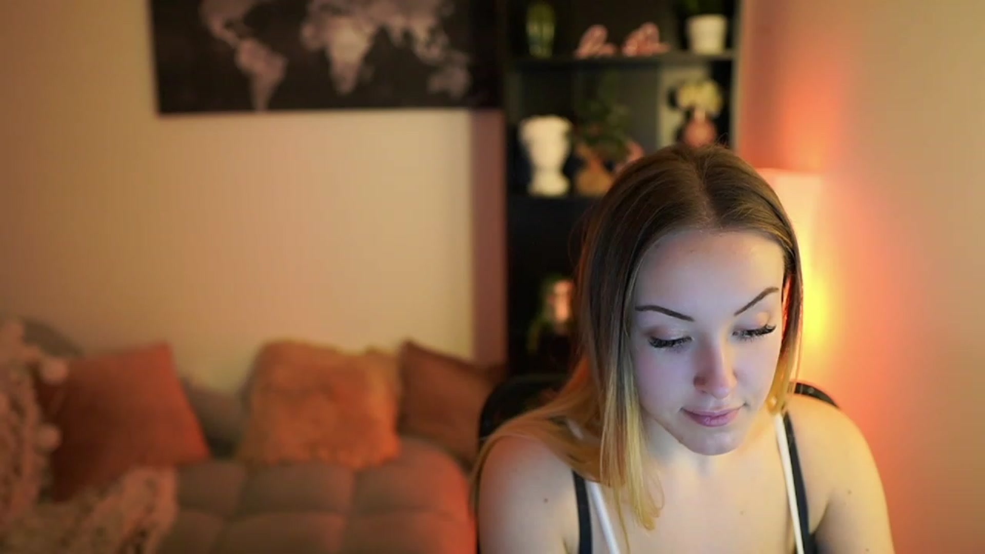 Gallery image thumbnail from Brooklyn_Ch's myfreecams stream on, 11/28/2023, 19:01 image 9 of 20