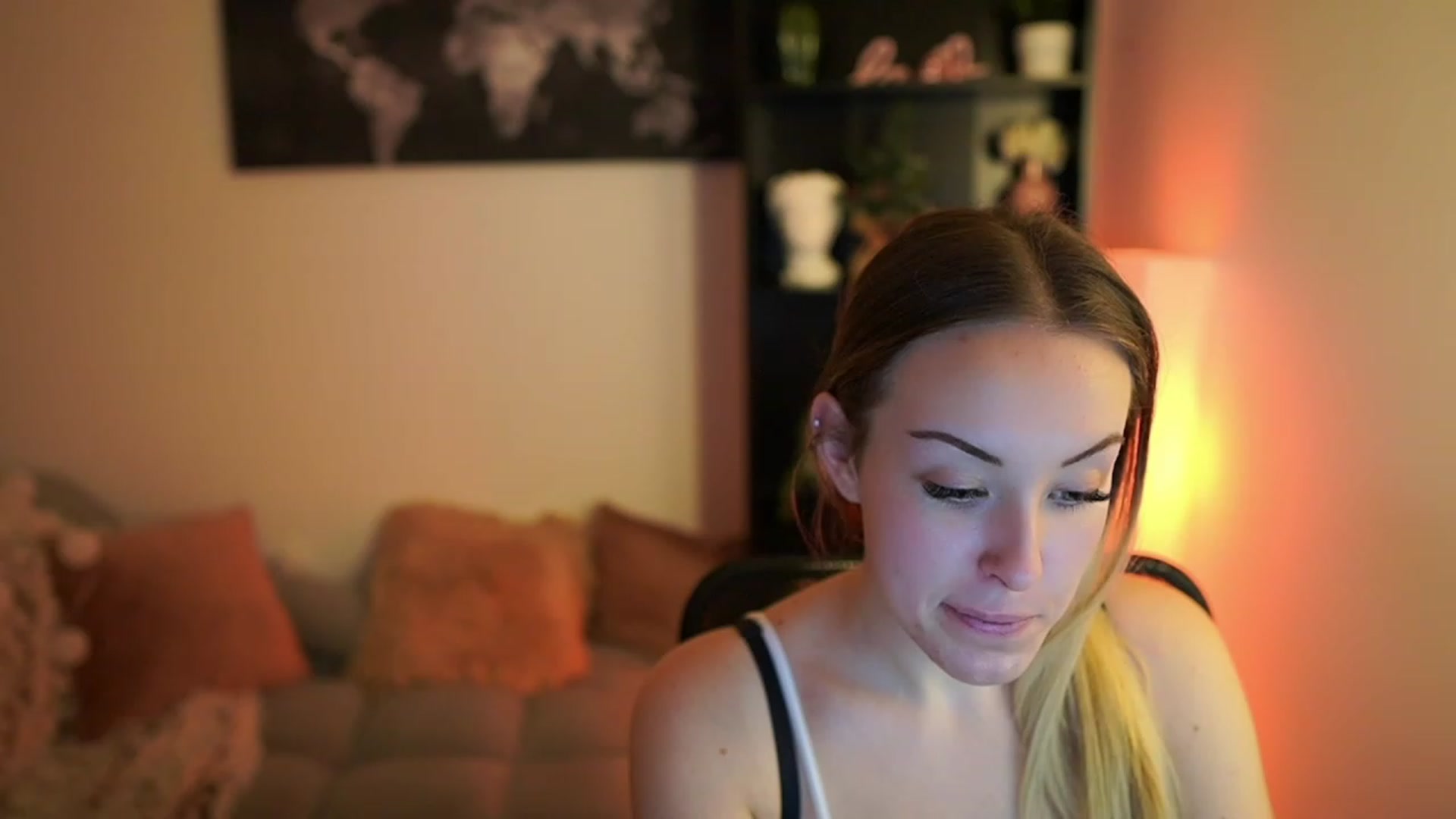 Gallery image thumbnail from Brooklyn_Ch's myfreecams stream on, 11/28/2023, 19:01 image 1 of 20