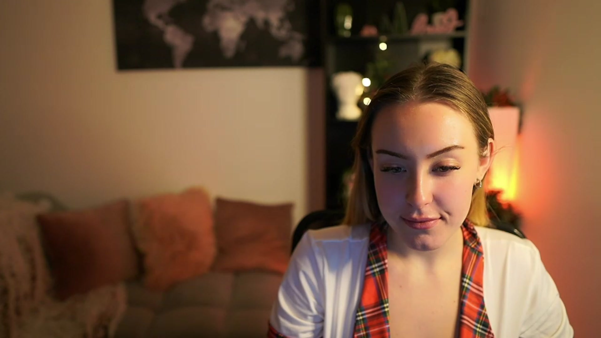 Gallery image thumbnail from Brooklyn_Ch's myfreecams stream on, 12/03/2023, 16:35 image 9 of 20