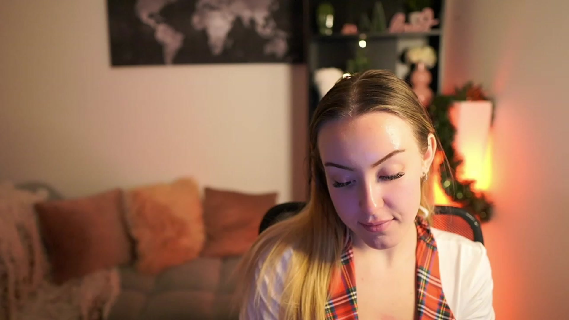 Gallery image thumbnail from Brooklyn_Ch's myfreecams stream on, 12/03/2023, 17:18 image 1 of 20