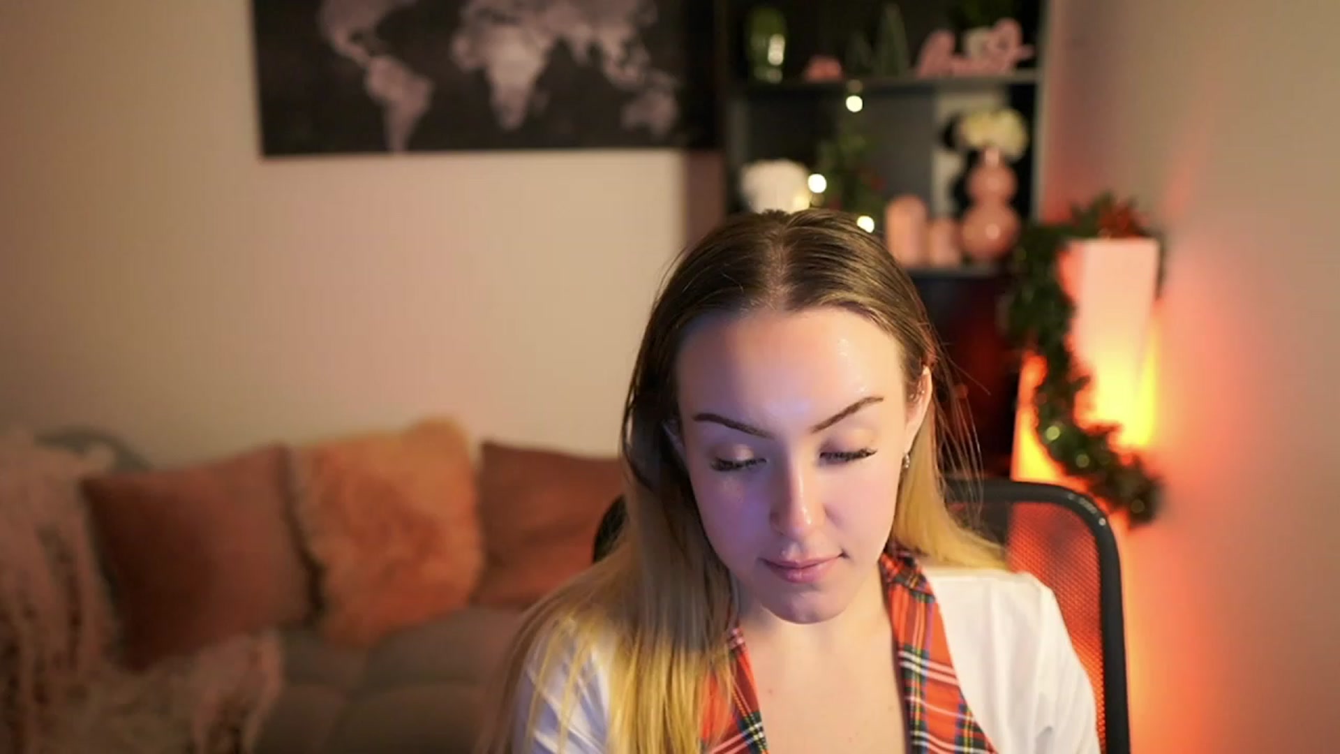 Gallery image thumbnail from Brooklyn_Ch's myfreecams stream on, 12/03/2023, 17:18 image 6 of 20