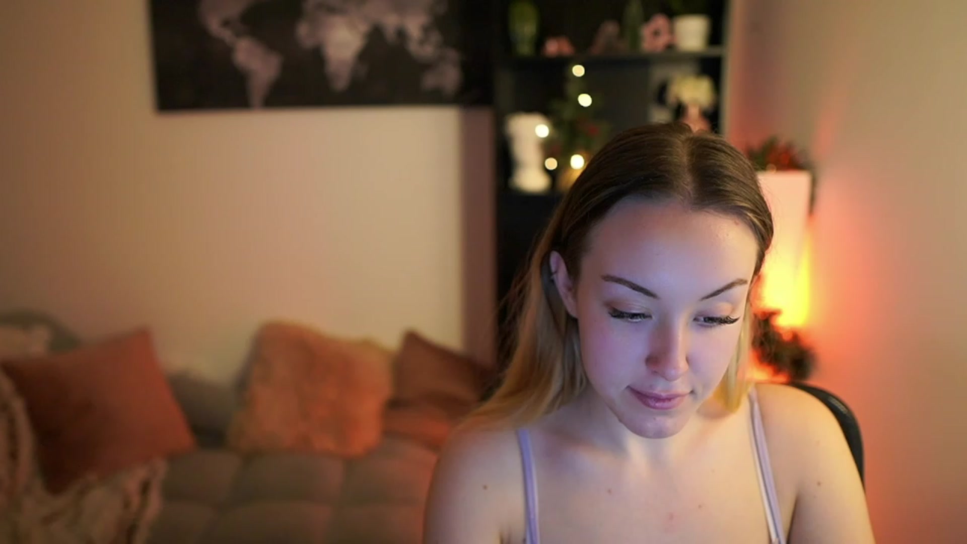 Gallery image thumbnail from Brooklyn_Ch's myfreecams stream on, 12/08/2023, 12:40 image 14 of 20