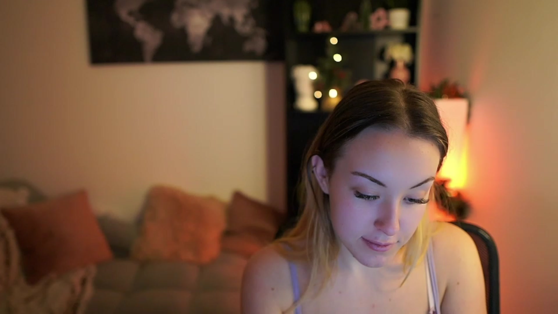 Gallery image thumbnail from Brooklyn_Ch's myfreecams stream on, 12/08/2023, 12:40 image 17 of 20