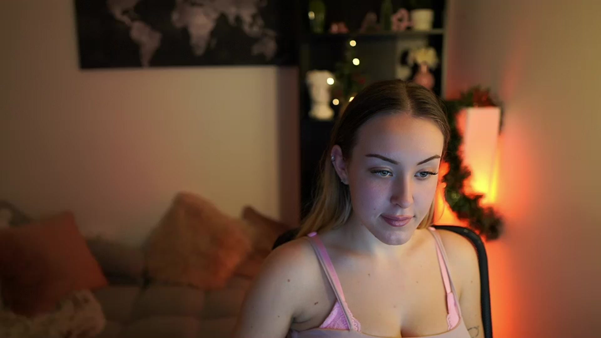 Gallery image thumbnail from Brooklyn_Ch's myfreecams stream on, 12/12/2023, 13:56 image 18 of 20