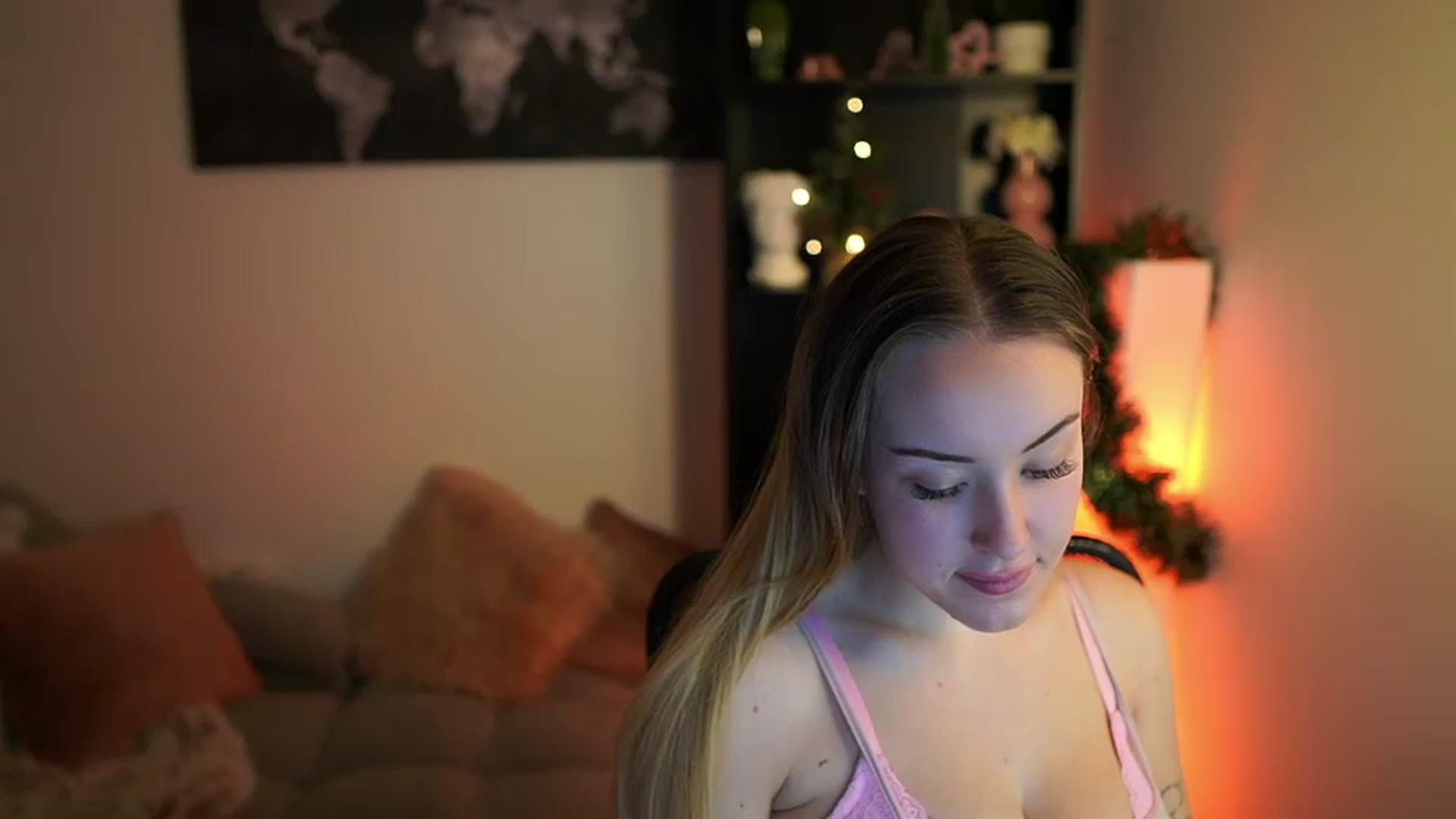Gallery image thumbnail from Brooklyn_Ch's myfreecams stream on, 12/12/2023, 13:56 image 6 of 20