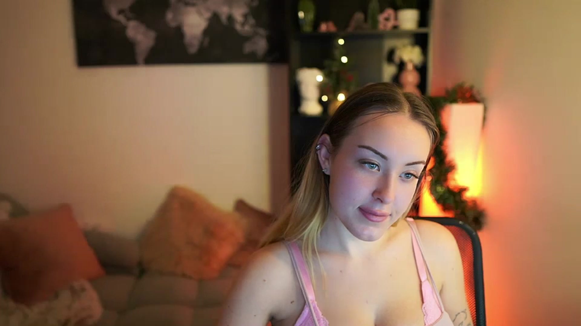 Gallery image thumbnail from Brooklyn_Ch's myfreecams stream on, 12/12/2023, 13:56 image 5 of 20