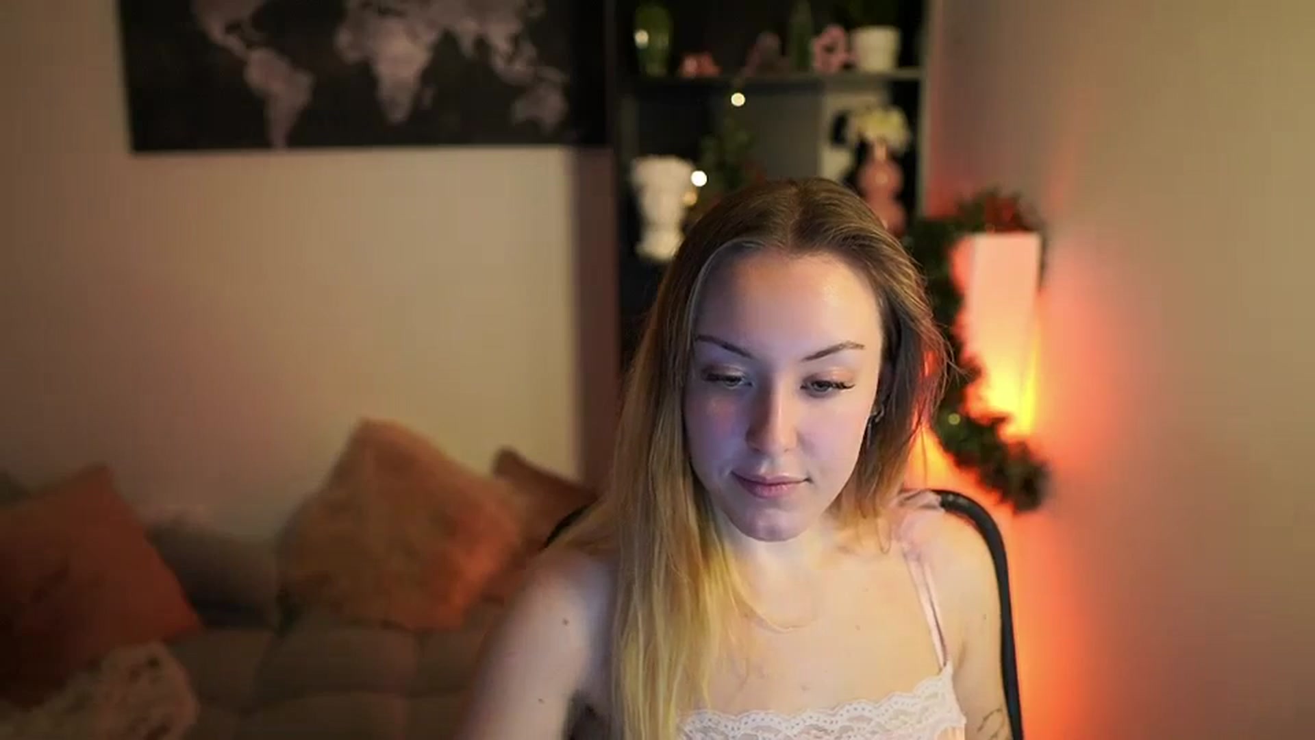 Gallery image thumbnail from Brooklyn_Ch's myfreecams stream on, 12/13/2023, 10:36 image 18 of 20