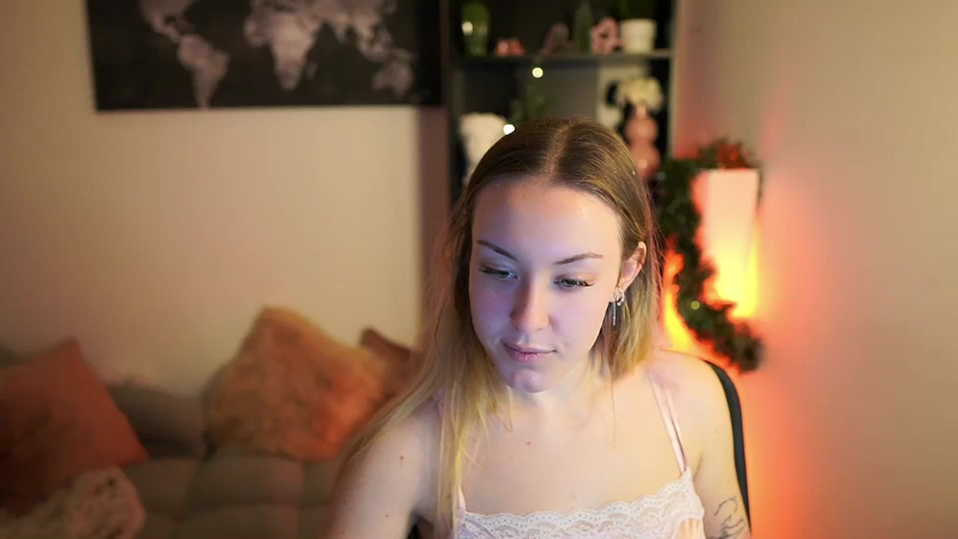 Gallery image thumbnail from Brooklyn_Ch's myfreecams stream on, 12/13/2023, 10:36 image 13 of 20