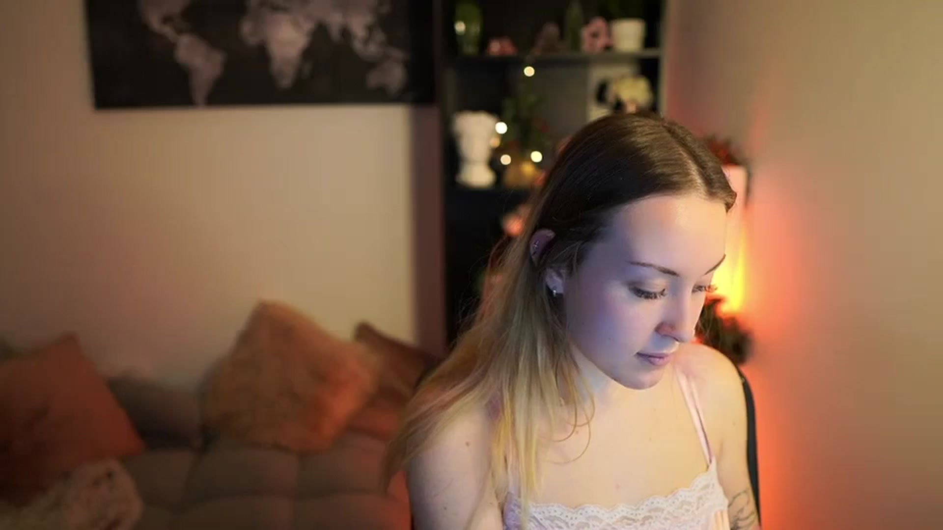 Gallery image thumbnail from Brooklyn_Ch's myfreecams stream on, 12/13/2023, 10:36 image 12 of 20