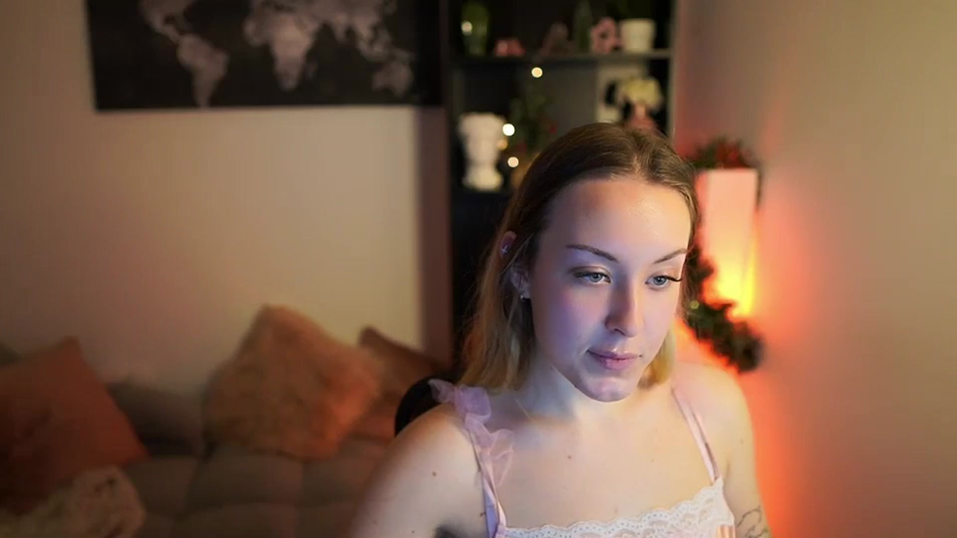 Gallery image thumbnail from Brooklyn_Ch's myfreecams stream on, 12/13/2023, 11:46 image 3 of 20