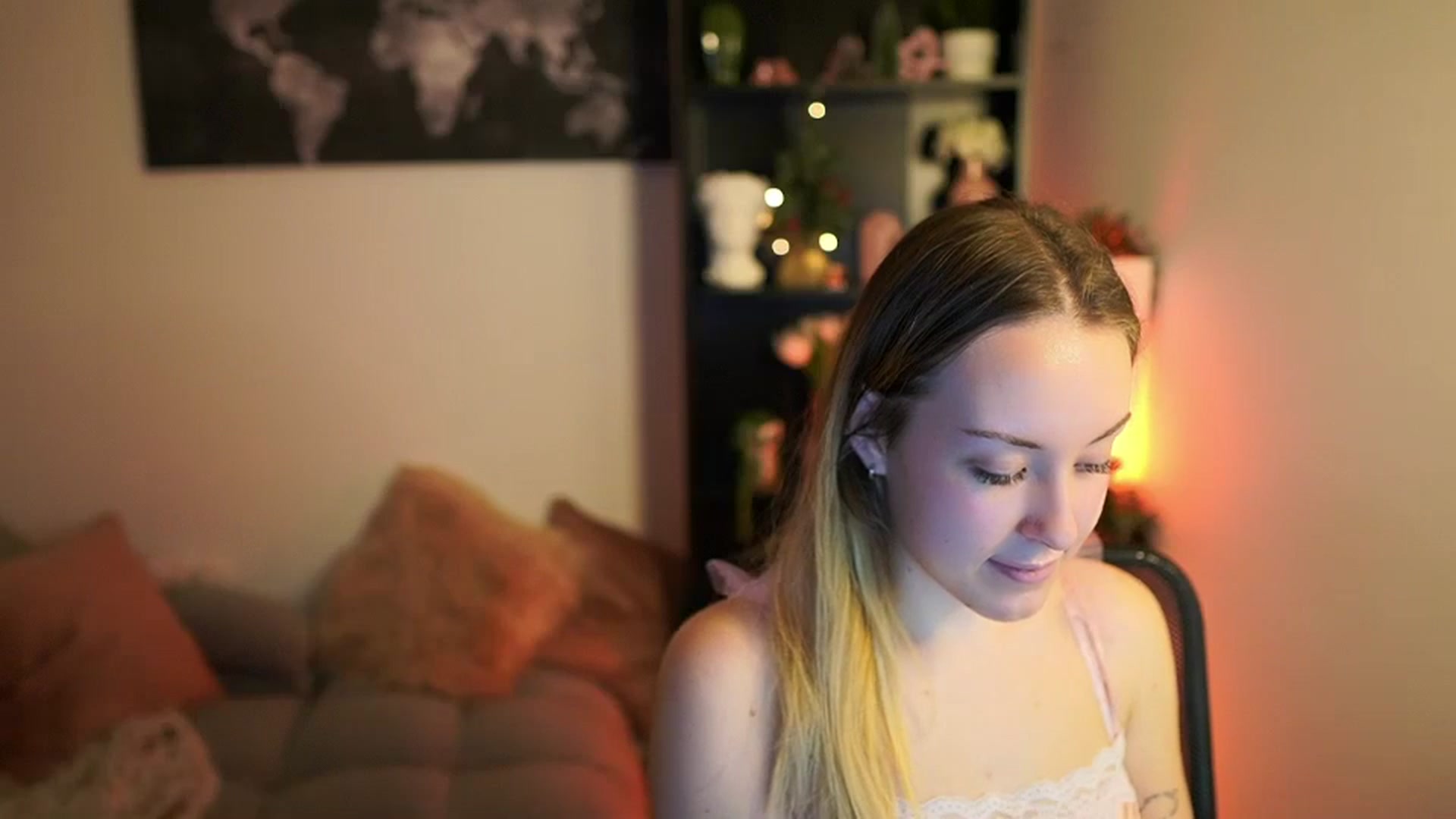 Gallery image thumbnail from Brooklyn_Ch's myfreecams stream on, 12/13/2023, 11:46 image 5 of 20