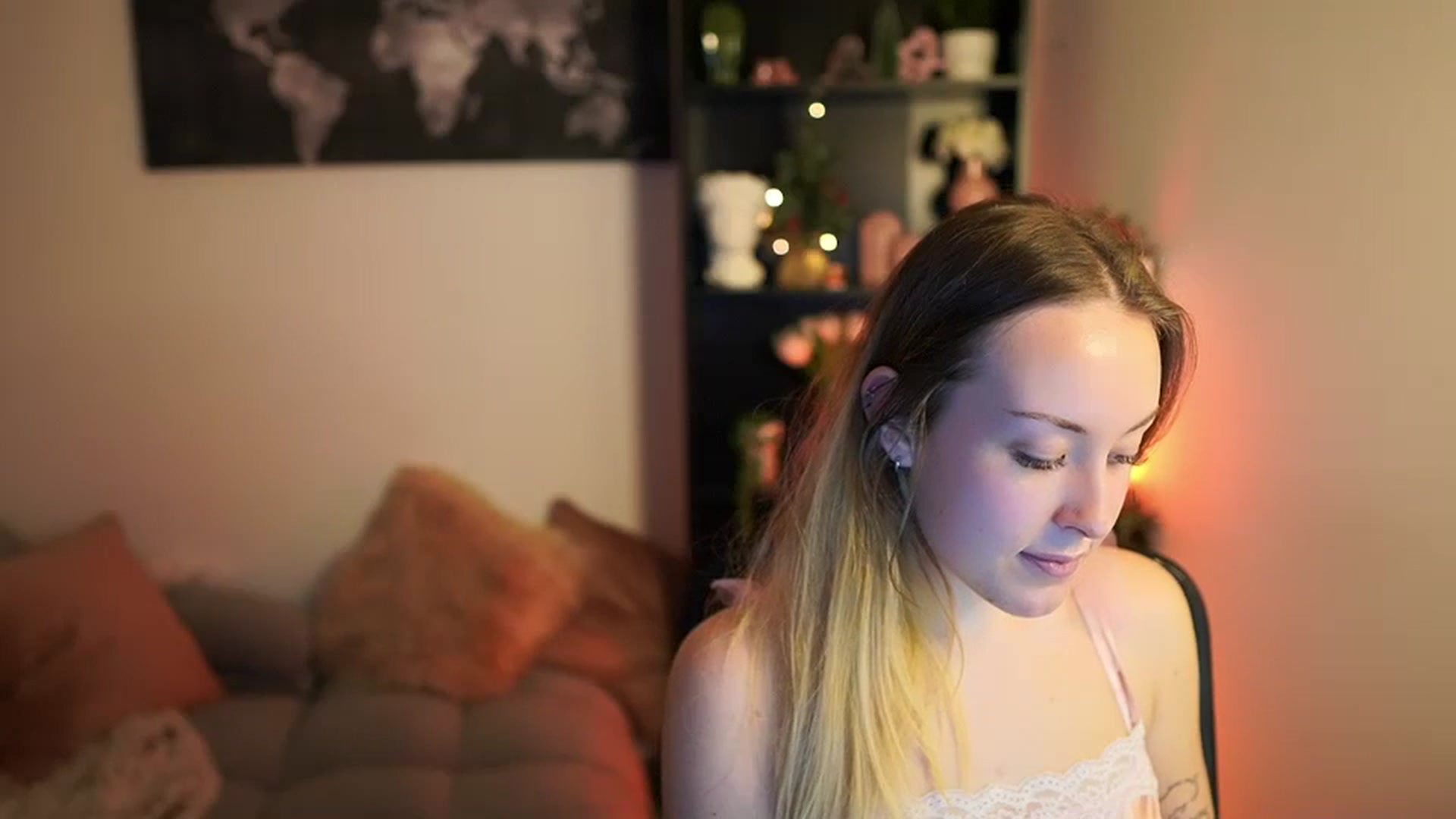 Gallery image thumbnail from Brooklyn_Ch's myfreecams stream on, 12/13/2023, 11:46 image 2 of 20