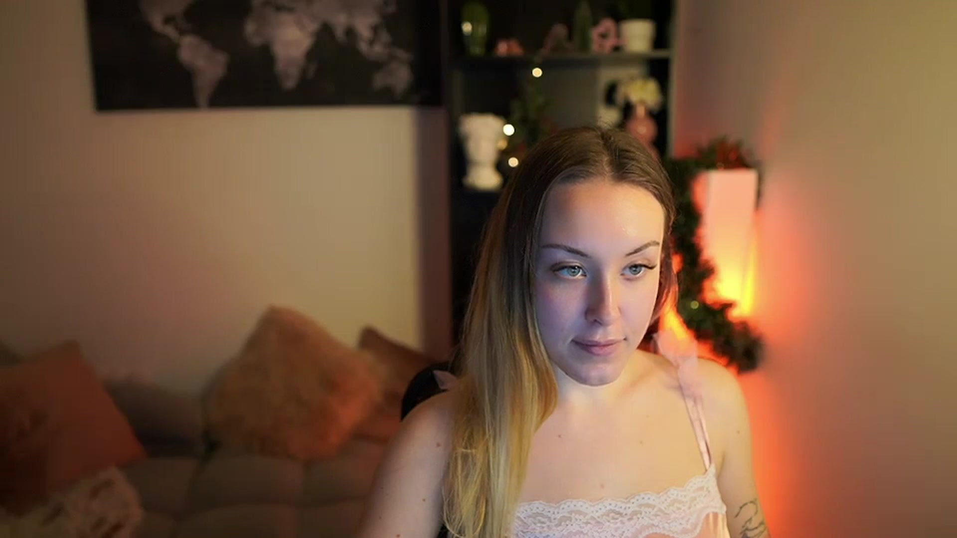Gallery image thumbnail from Brooklyn_Ch's myfreecams stream on, 12/13/2023, 13:01 image 8 of 20