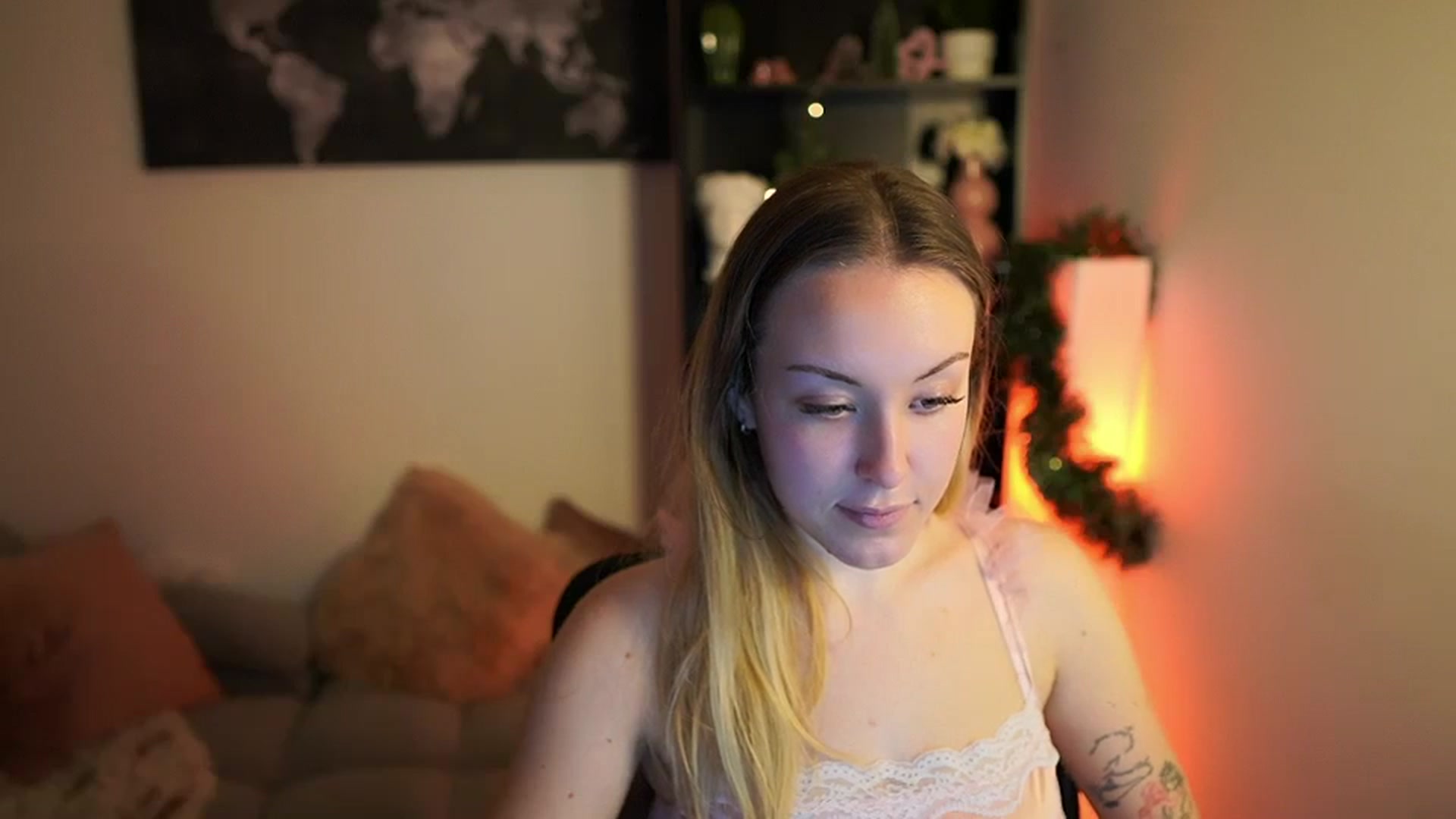 Gallery image thumbnail from Brooklyn_Ch's myfreecams stream on, 12/13/2023, 13:01 image 11 of 20