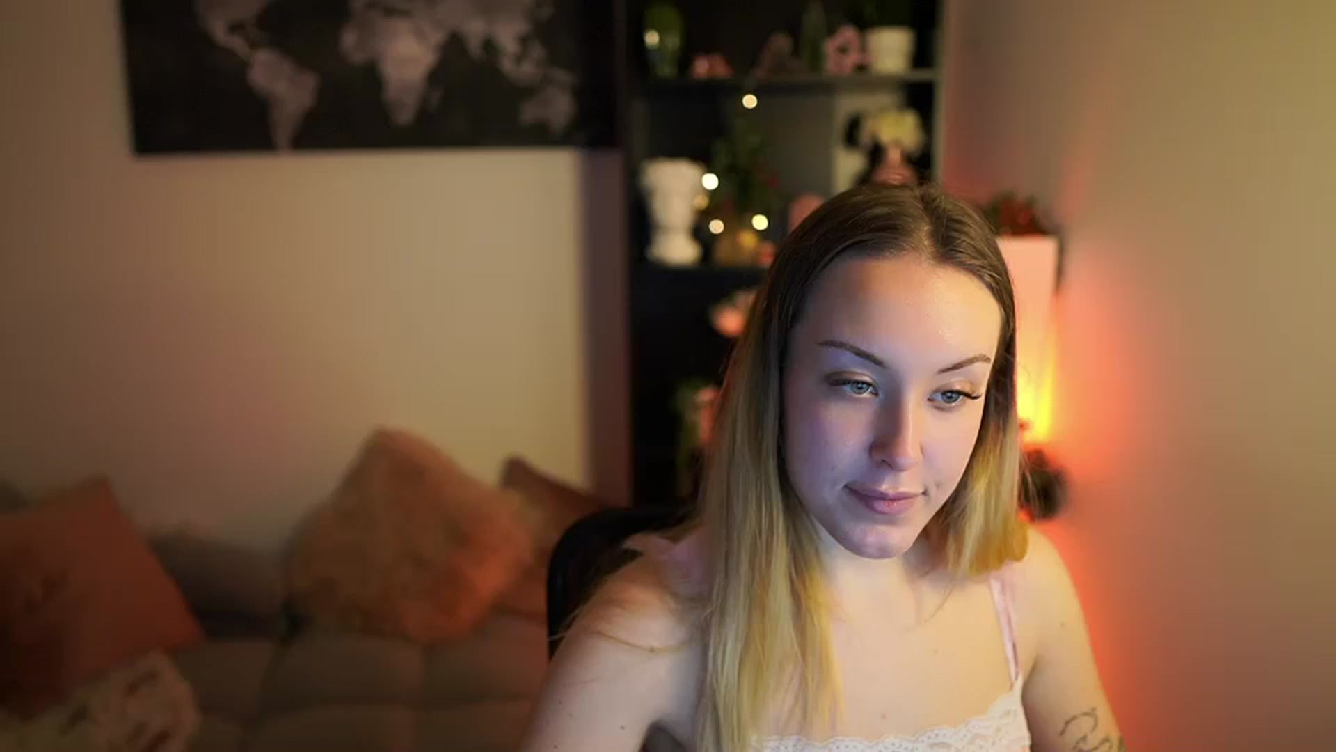 Gallery image thumbnail from Brooklyn_Ch's myfreecams stream on, 12/13/2023, 13:01 image 7 of 20