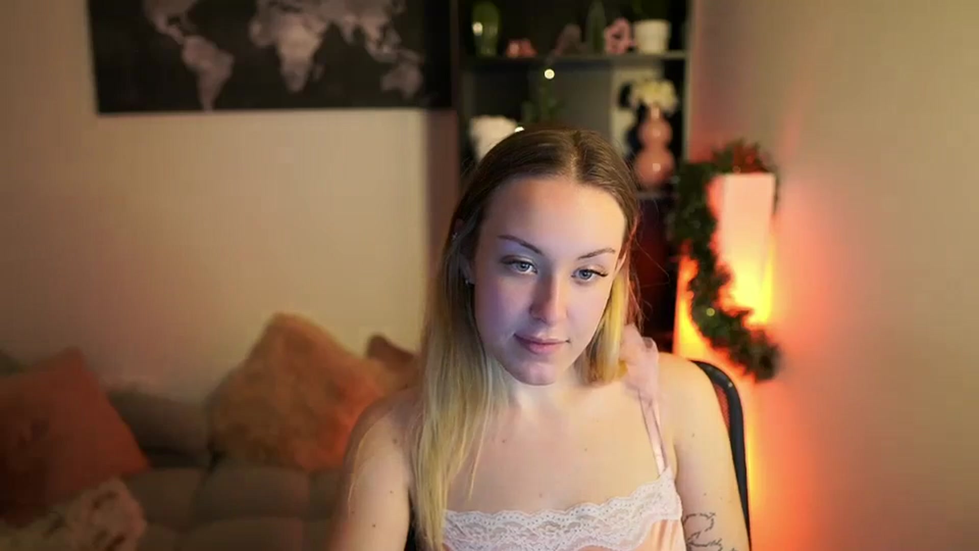 Gallery image thumbnail from Brooklyn_Ch's myfreecams stream on, 12/13/2023, 13:01 image 2 of 20