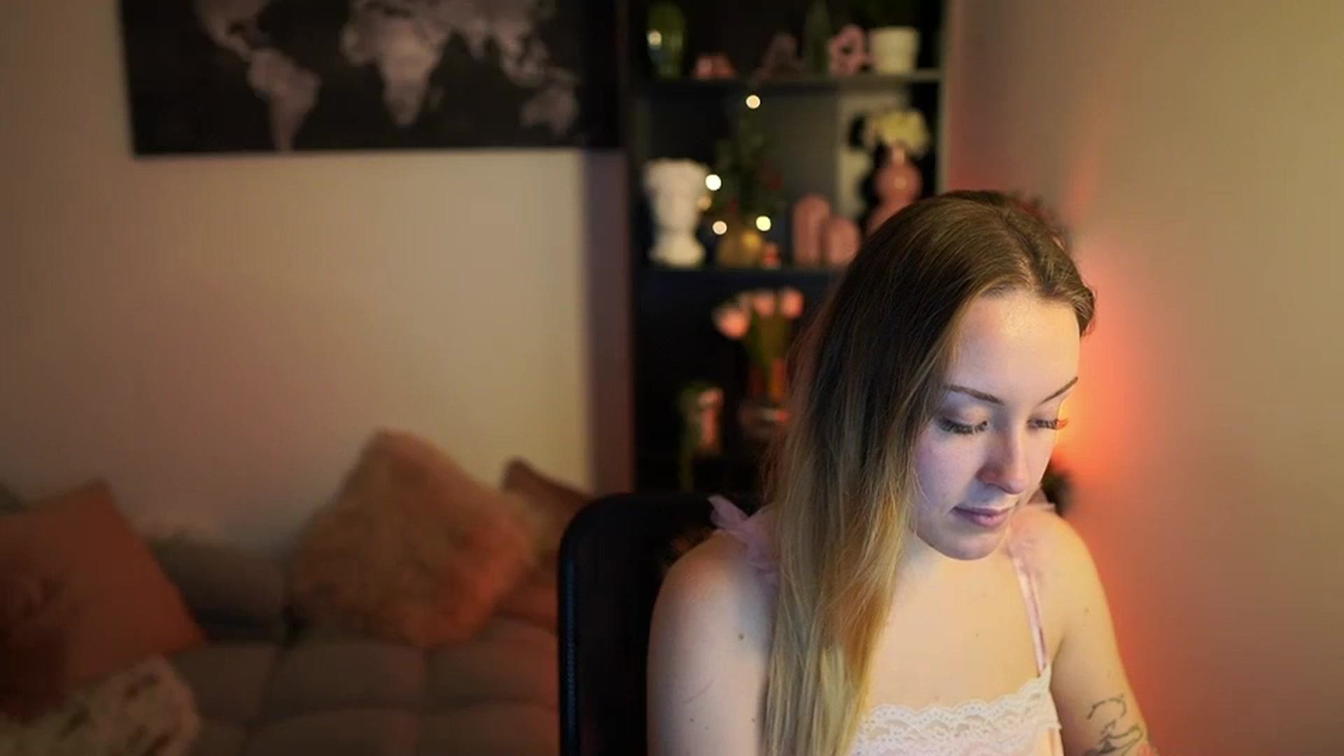 Gallery image thumbnail from Brooklyn_Ch's myfreecams stream on, 12/13/2023, 13:01 image 14 of 20