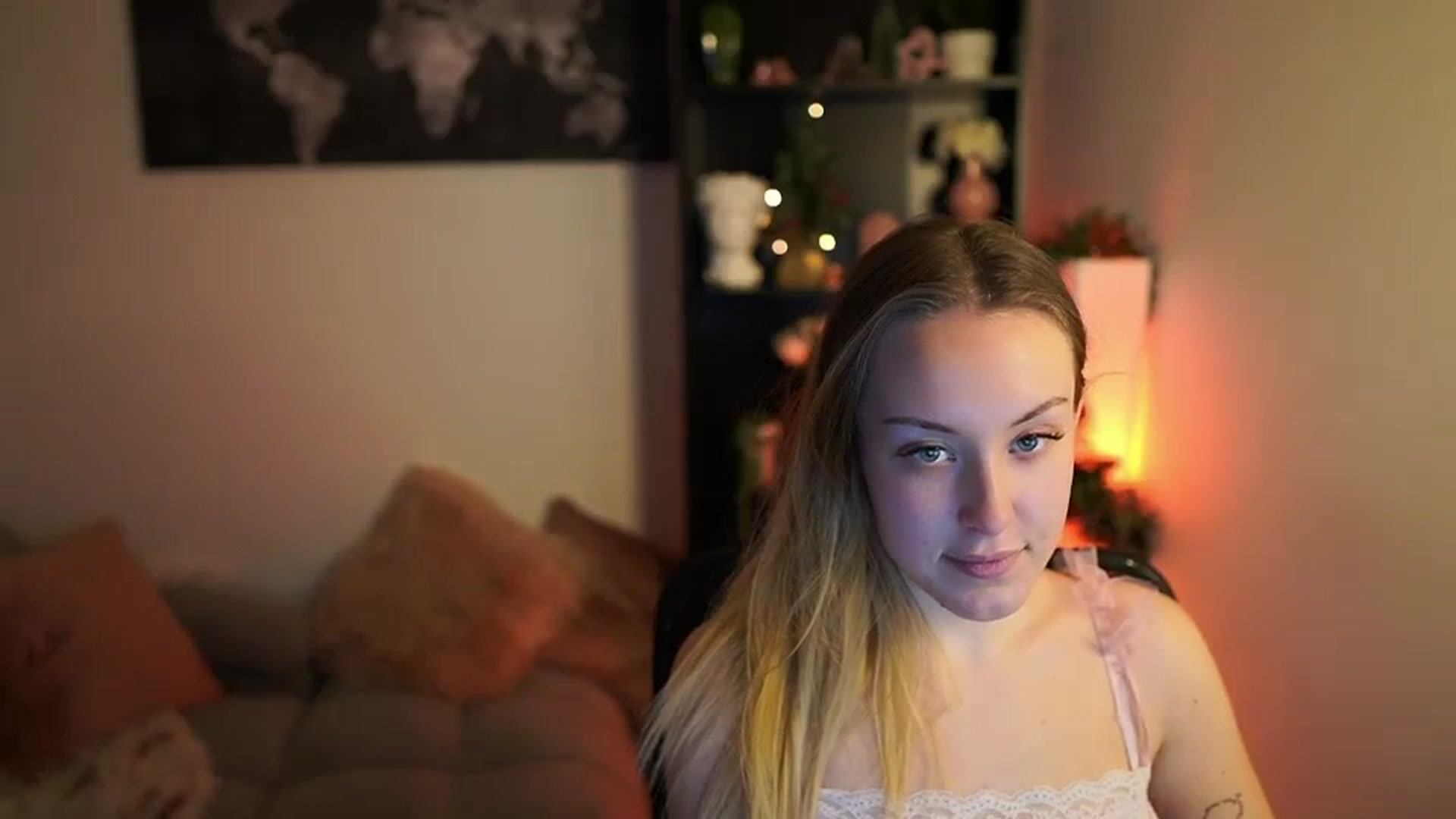Gallery image thumbnail from Brooklyn_Ch's myfreecams stream on, 12/13/2023, 13:40 image 12 of 20