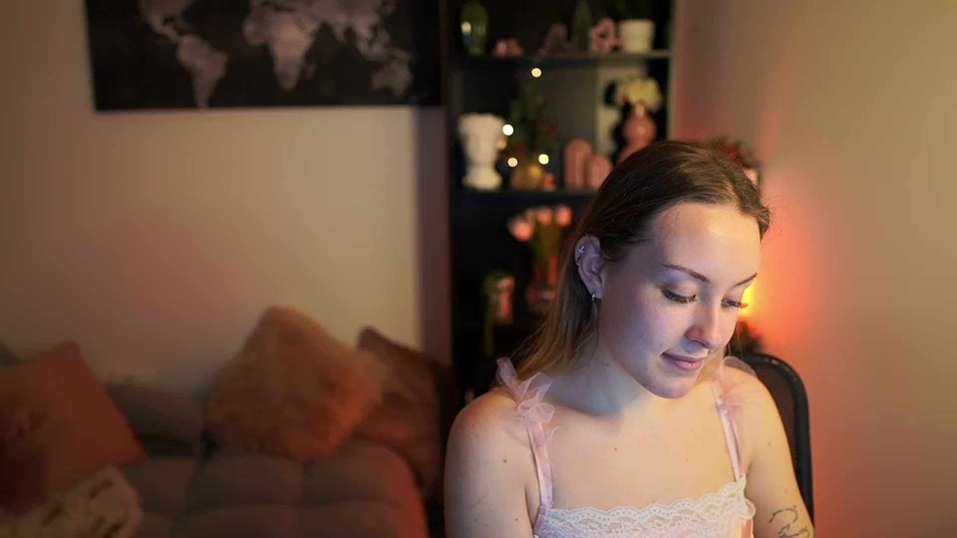 Gallery image thumbnail from Brooklyn_Ch's myfreecams stream on, 12/13/2023, 13:40 image 18 of 20