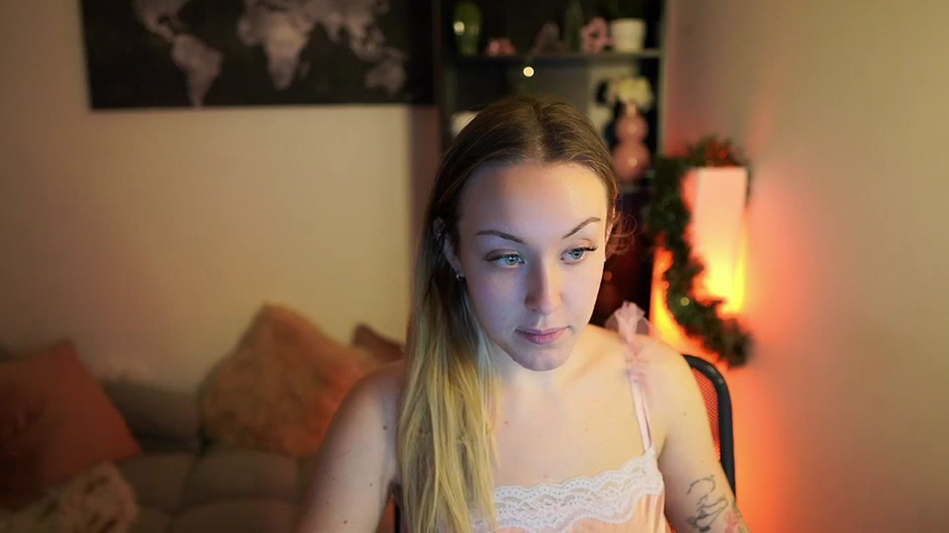 Gallery image thumbnail from Brooklyn_Ch's myfreecams stream on, 12/13/2023, 14:57 image 10 of 20