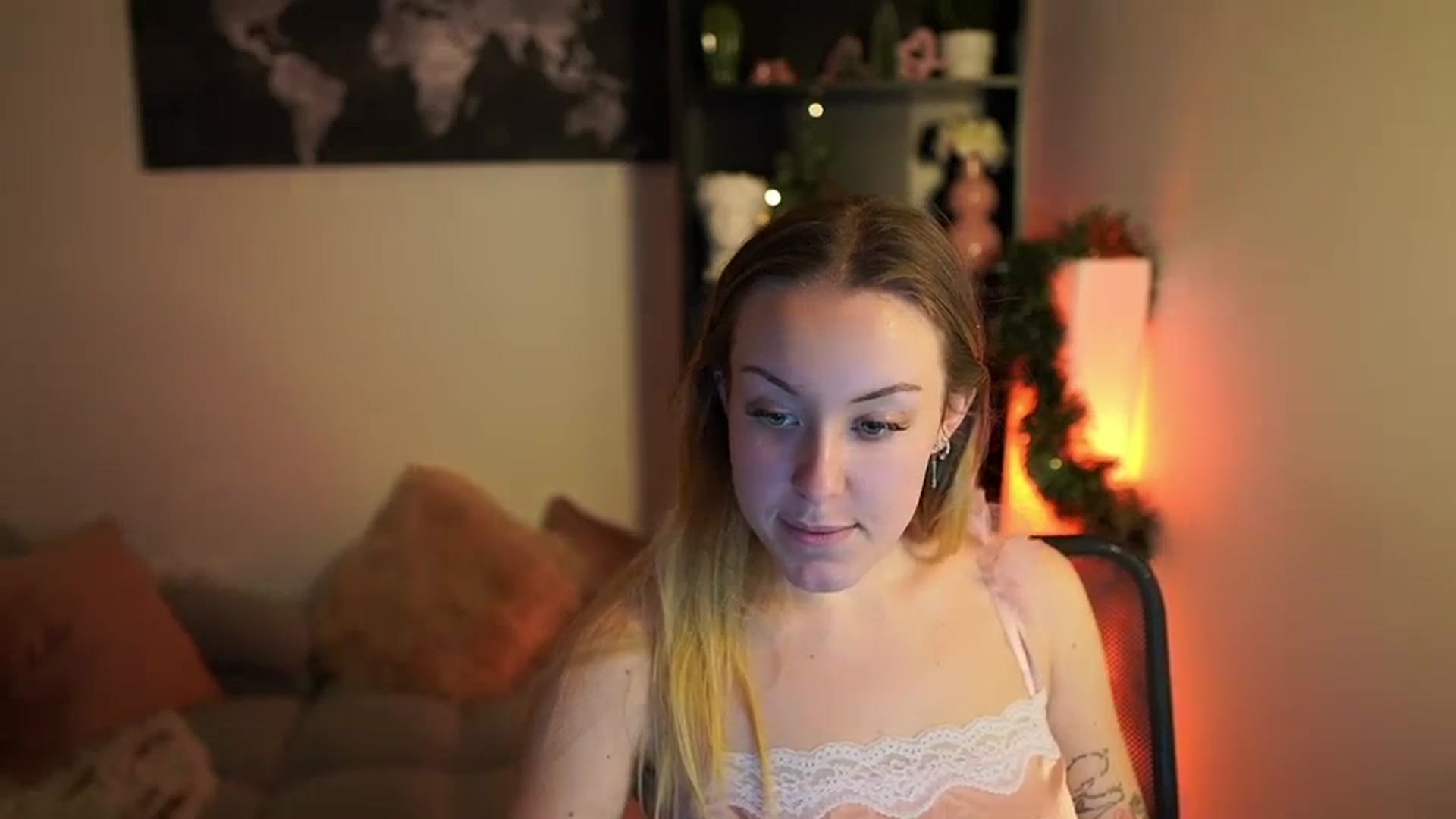Gallery image thumbnail from Brooklyn_Ch's myfreecams stream on, 12/13/2023, 14:57 image 2 of 20