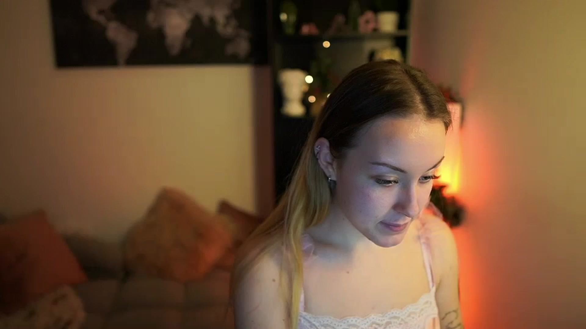Gallery image thumbnail from Brooklyn_Ch's myfreecams stream on, 12/13/2023, 14:57 image 17 of 20