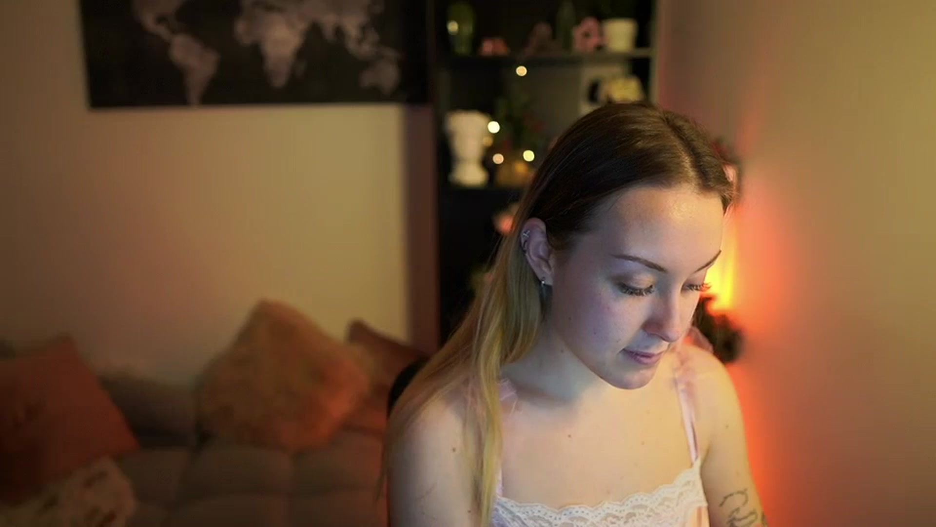 Gallery image thumbnail from Brooklyn_Ch's myfreecams stream on, 12/13/2023, 14:57 image 19 of 20