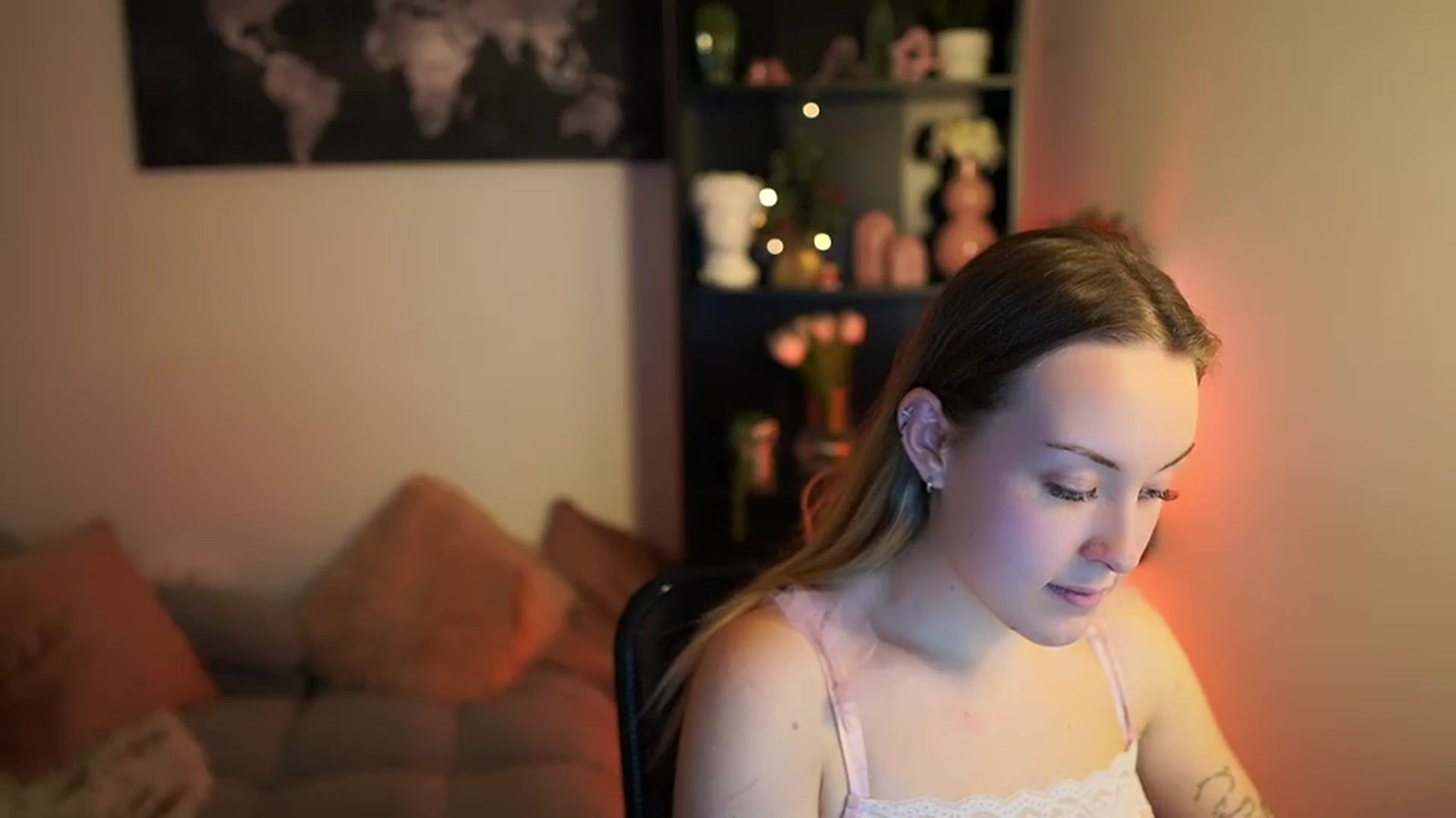 Gallery image thumbnail from Brooklyn_Ch's myfreecams stream on, 12/13/2023, 16:59 image 14 of 20