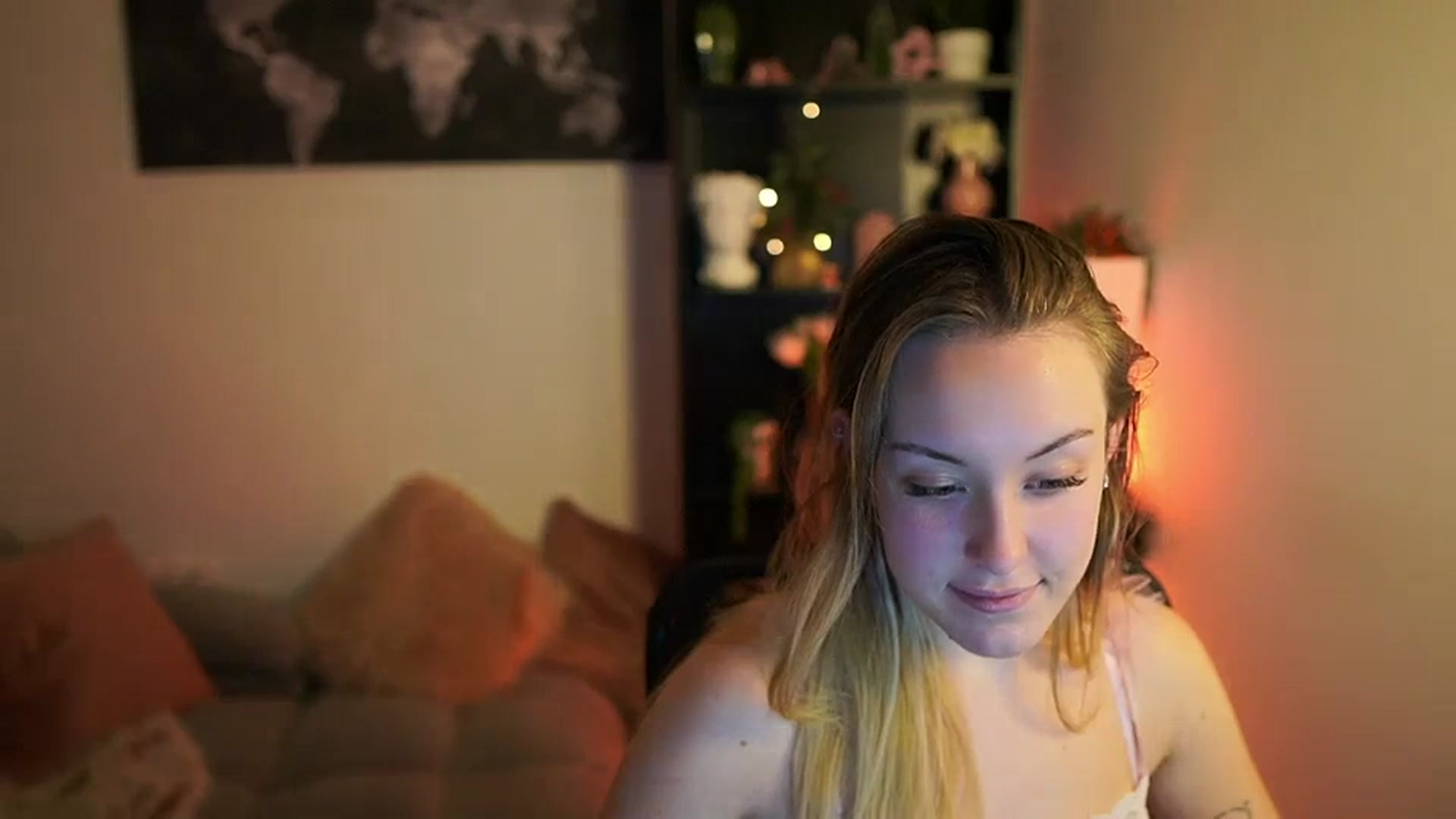 Gallery image thumbnail from Brooklyn_Ch's myfreecams stream on, 12/13/2023, 16:59 image 8 of 20
