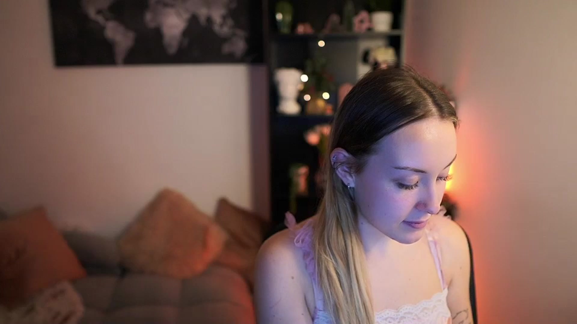 Gallery image thumbnail from Brooklyn_Ch's myfreecams stream on, 12/13/2023, 16:59 image 20 of 20