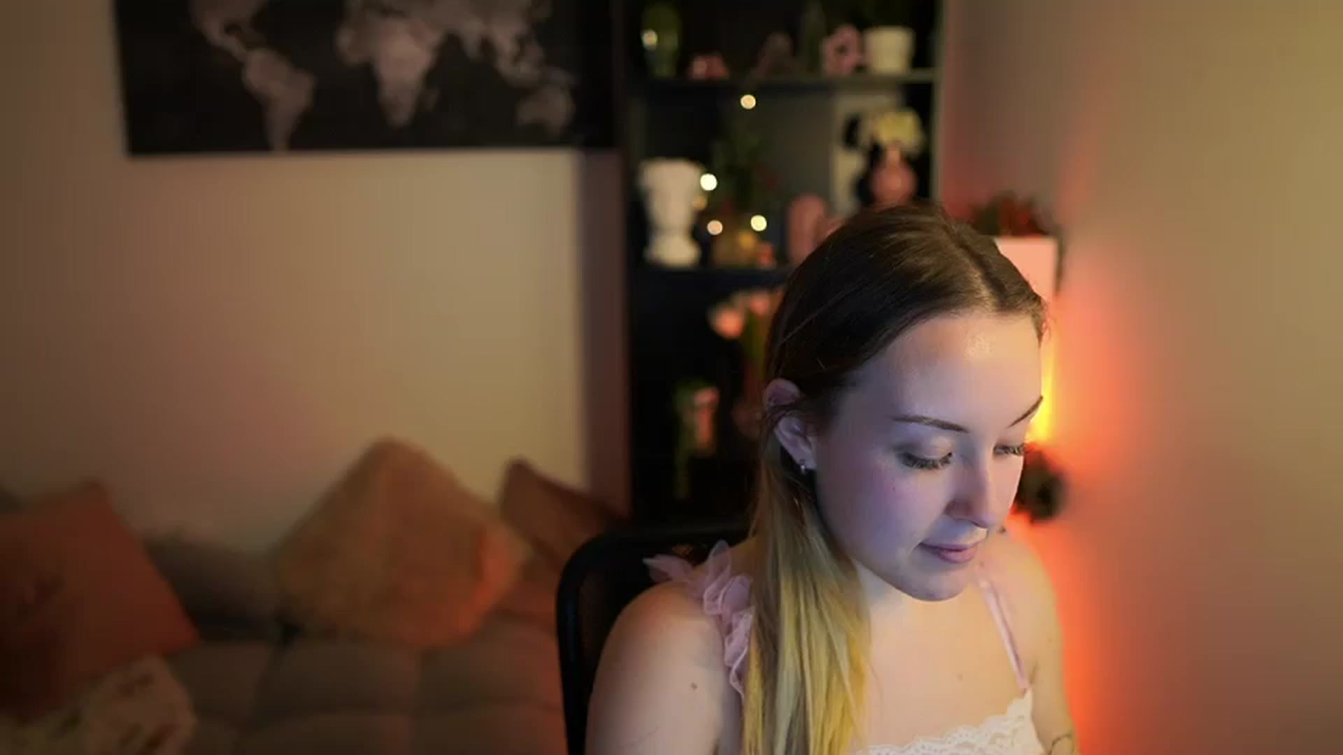 Gallery image thumbnail from Brooklyn_Ch's myfreecams stream on, 12/13/2023, 16:59 image 16 of 20