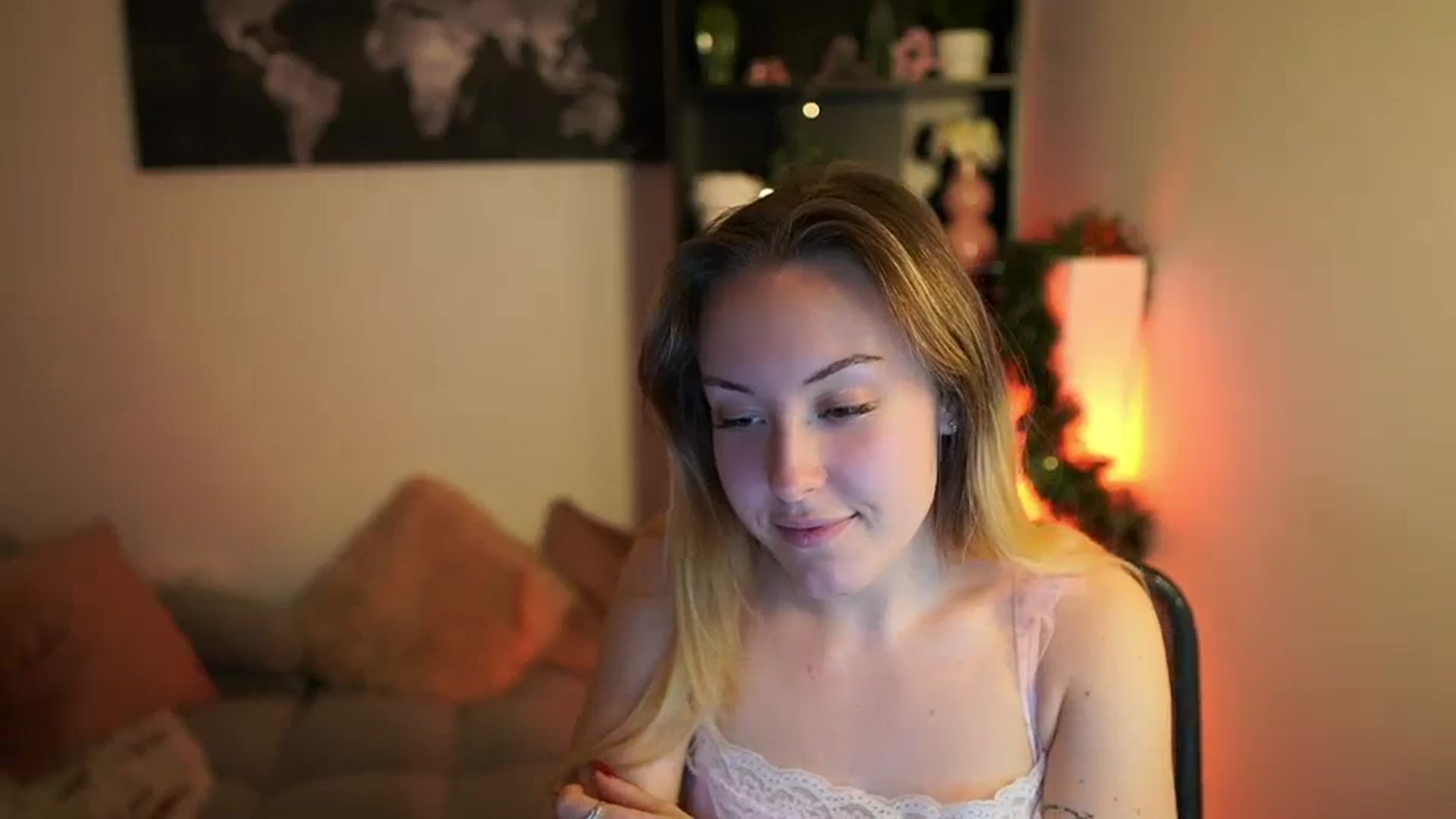Gallery image thumbnail from Brooklyn_Ch's myfreecams stream on, 12/13/2023, 16:59 image 10 of 20