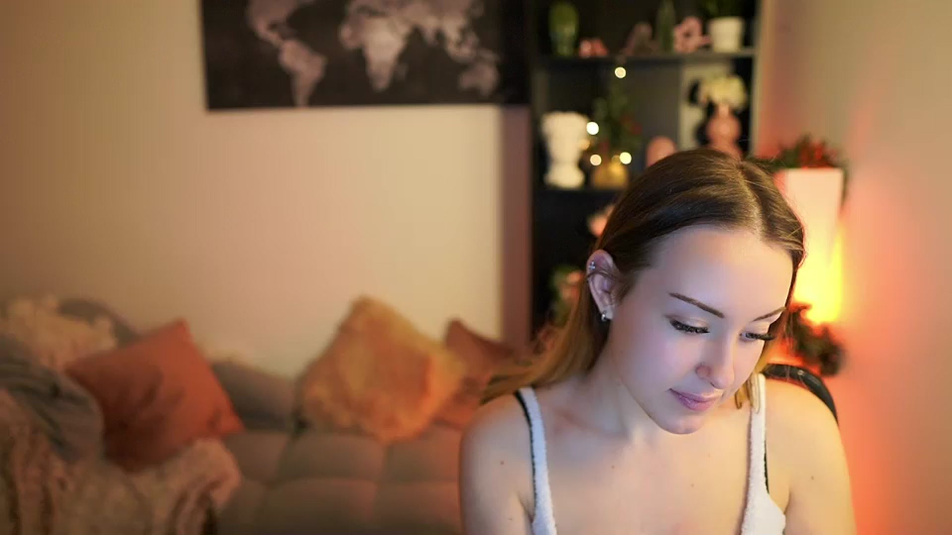 Gallery image thumbnail from Brooklyn_Ch's myfreecams stream on, 12/16/2023, 15:36 image 16 of 20