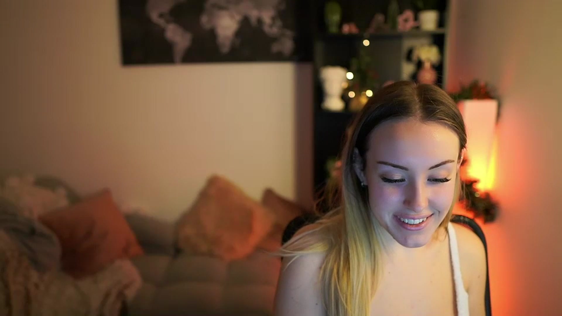 Gallery image thumbnail from Brooklyn_Ch's myfreecams stream on, 12/16/2023, 15:36 image 14 of 20