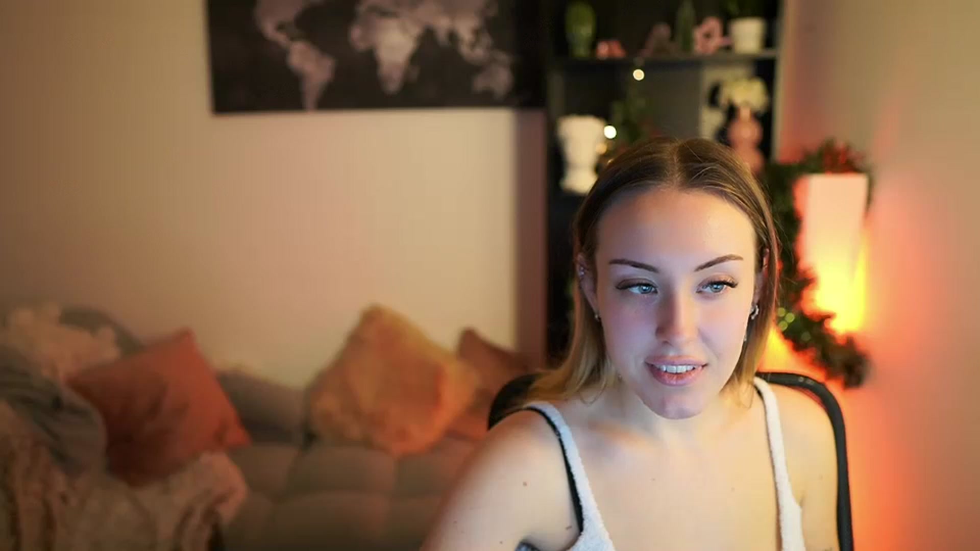 Gallery image thumbnail from Brooklyn_Ch's myfreecams stream on, 12/16/2023, 15:36 image 13 of 20
