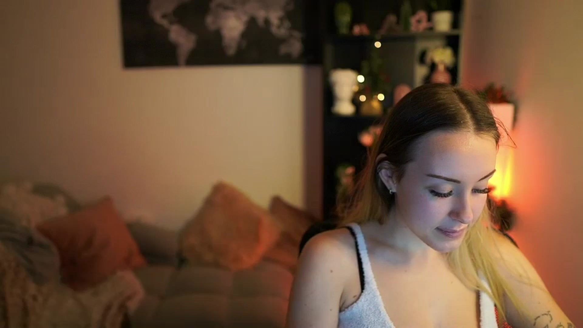 Gallery image thumbnail from Brooklyn_Ch's myfreecams stream on, 12/16/2023, 15:36 image 20 of 20