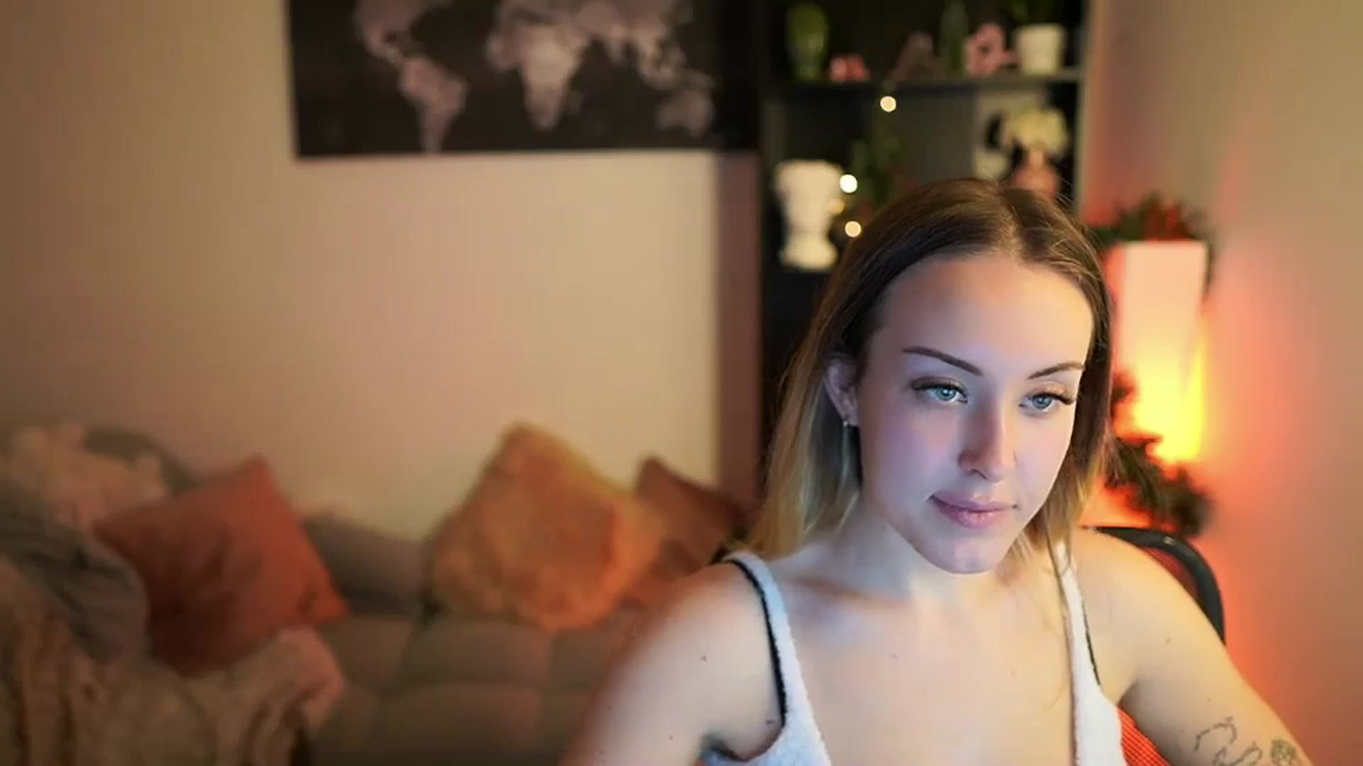 Gallery image thumbnail from Brooklyn_Ch's myfreecams stream on, 12/16/2023, 15:36 image 11 of 20