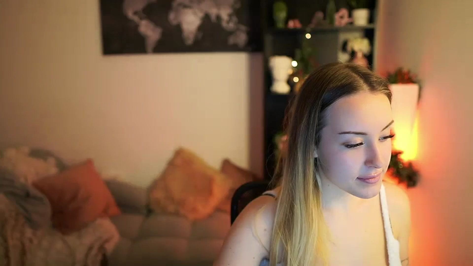 Gallery image thumbnail from Brooklyn_Ch's myfreecams stream on, 12/16/2023, 15:36 image 12 of 20