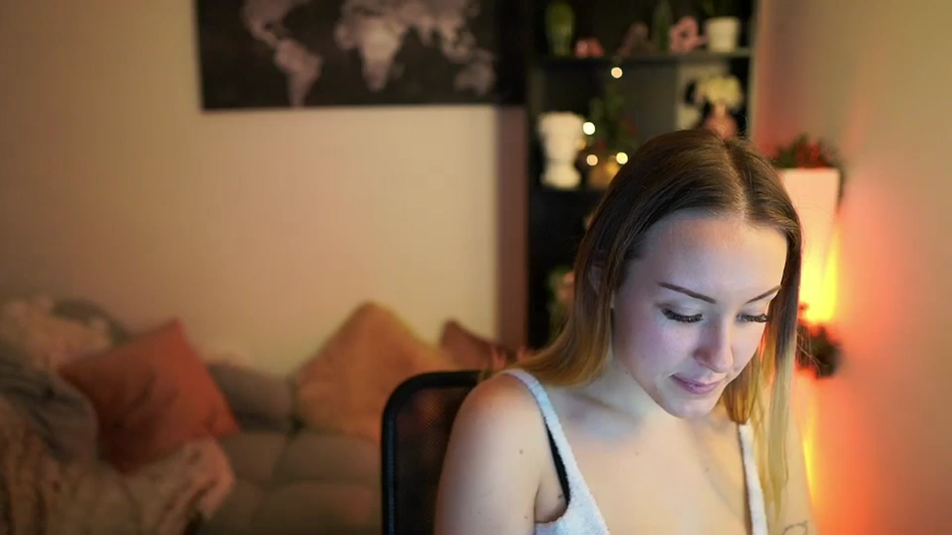 Gallery image thumbnail from Brooklyn_Ch's myfreecams stream on, 12/16/2023, 17:22 image 8 of 20