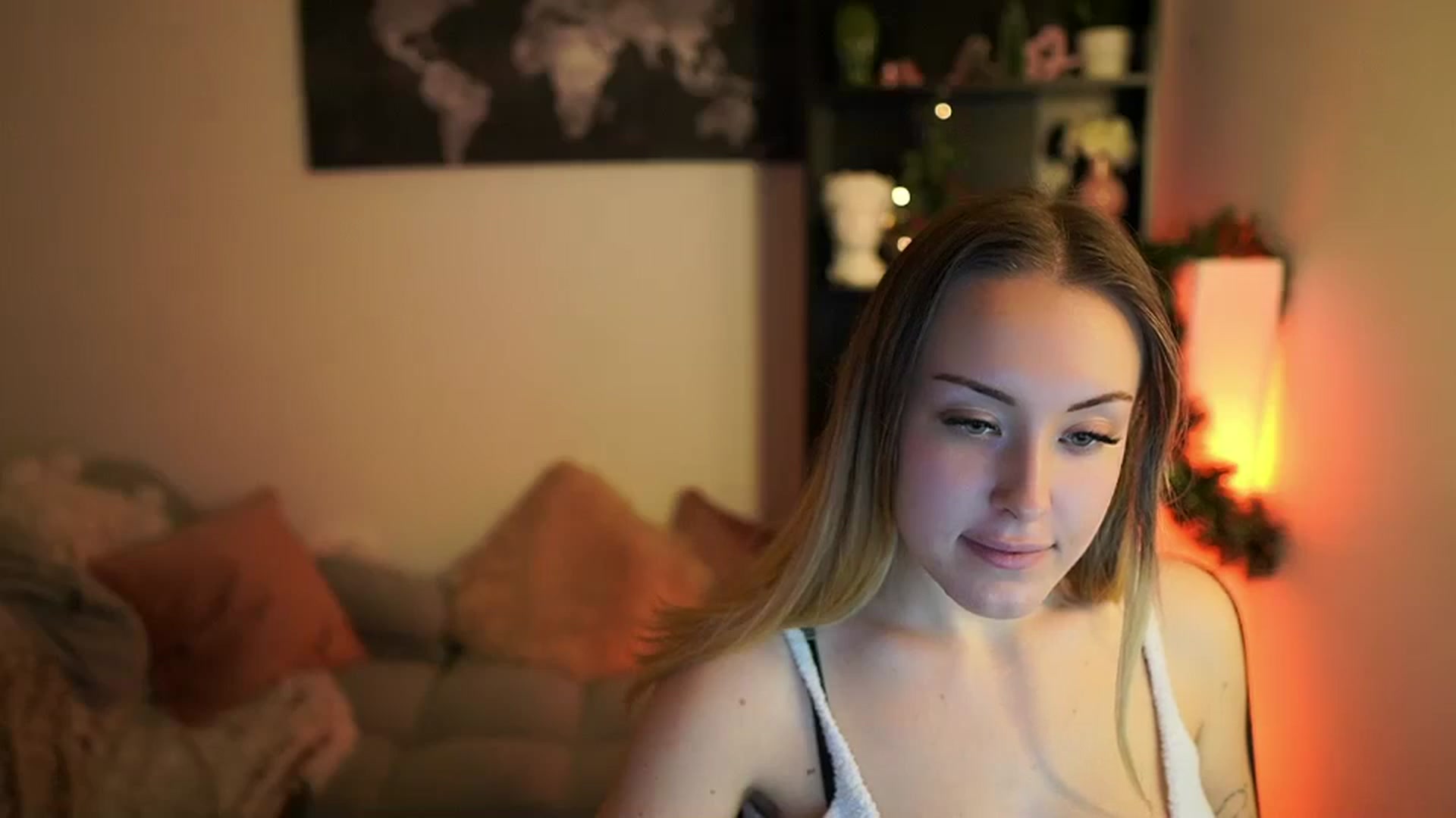 Gallery image thumbnail from Brooklyn_Ch's myfreecams stream on, 12/16/2023, 17:22 image 17 of 20