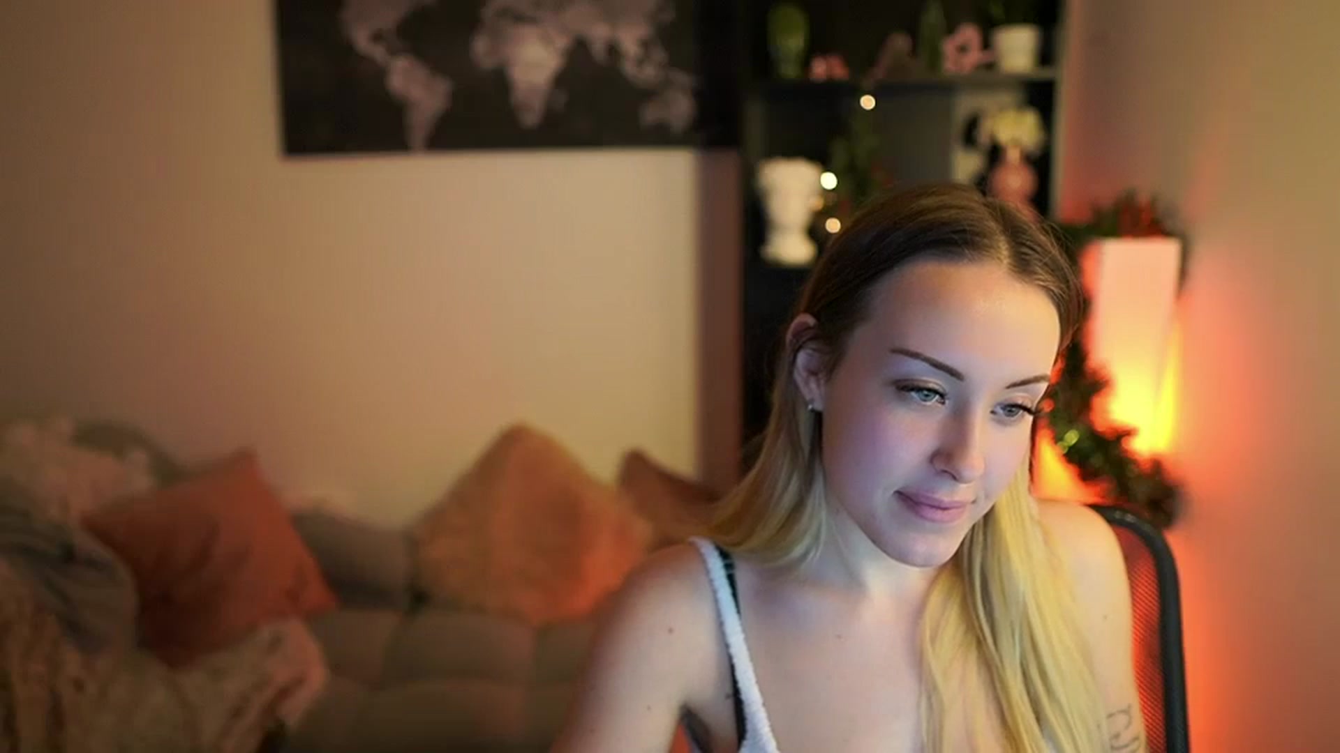 Gallery image thumbnail from Brooklyn_Ch's myfreecams stream on, 12/16/2023, 18:27 image 10 of 20