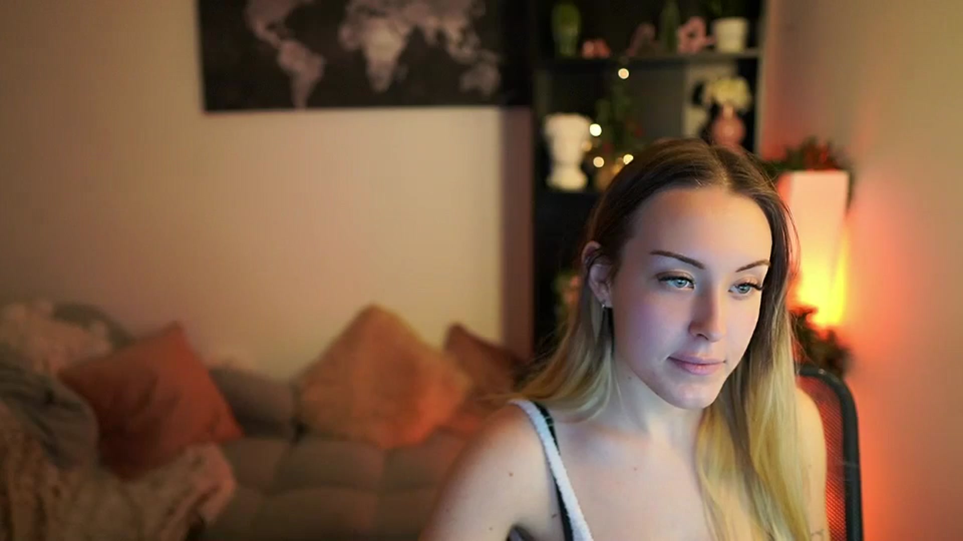 Gallery image thumbnail from Brooklyn_Ch's myfreecams stream on, 12/16/2023, 18:27 image 7 of 20