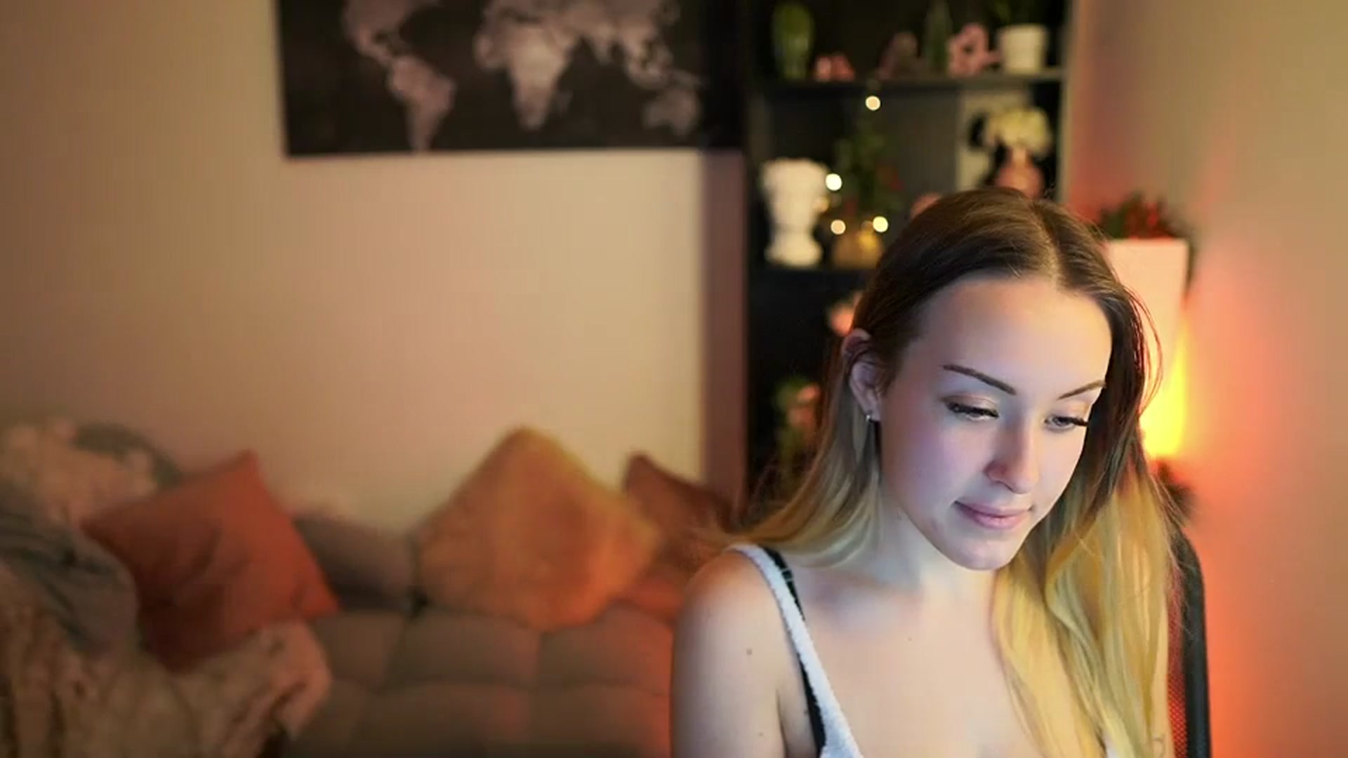Gallery image thumbnail from Brooklyn_Ch's myfreecams stream on, 12/16/2023, 18:27 image 6 of 20