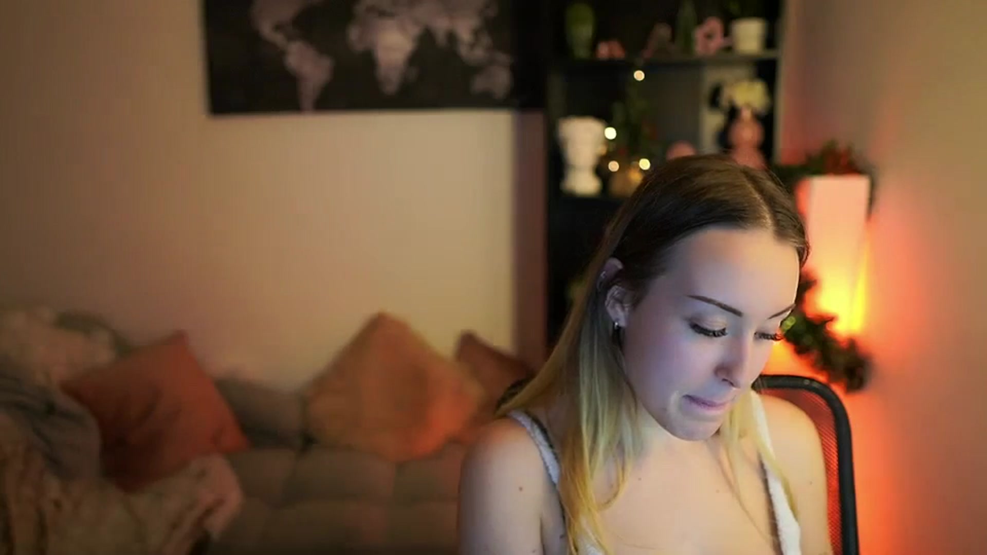 Gallery image thumbnail from Brooklyn_Ch's myfreecams stream on, 12/16/2023, 18:27 image 17 of 20