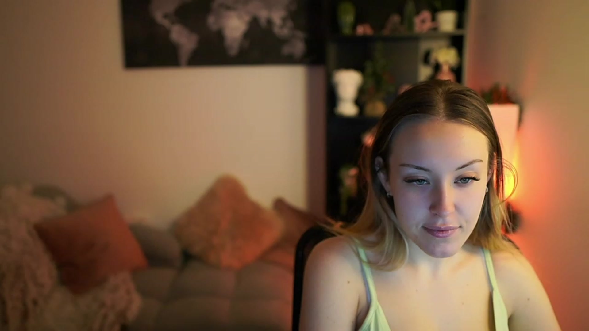 Gallery image thumbnail from Brooklyn_Ch's myfreecams stream on, 12/17/2023, 10:30 image 5 of 20