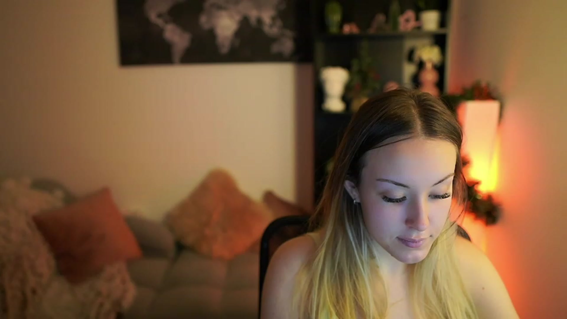 Gallery image thumbnail from Brooklyn_Ch's myfreecams stream on, 12/17/2023, 10:30 image 19 of 20