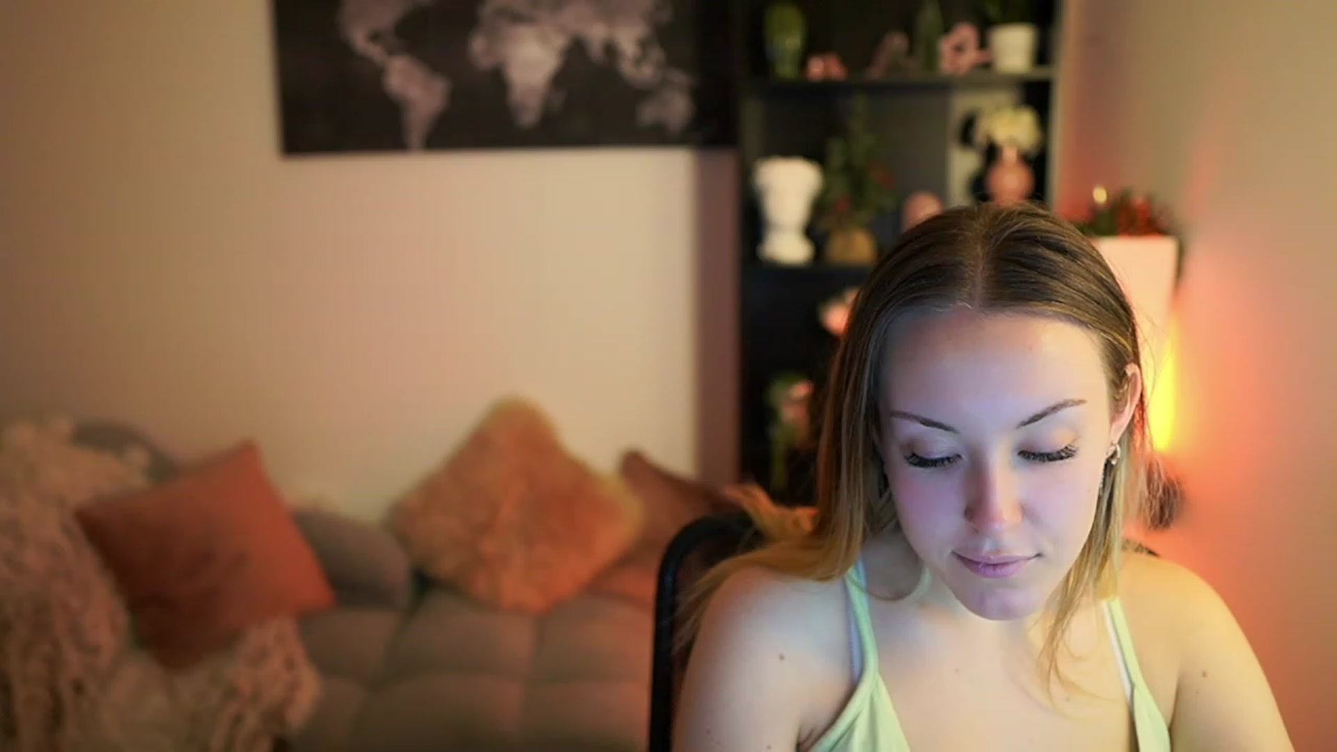 Gallery image thumbnail from Brooklyn_Ch's myfreecams stream on, 12/17/2023, 11:38 image 12 of 20